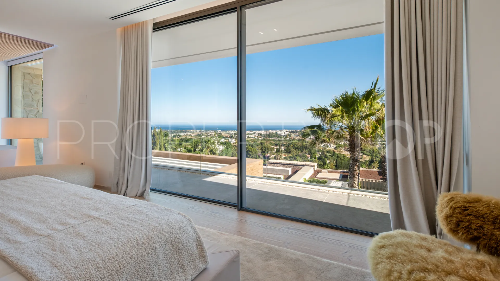 Villa for sale in El Herrojo with 5 bedrooms