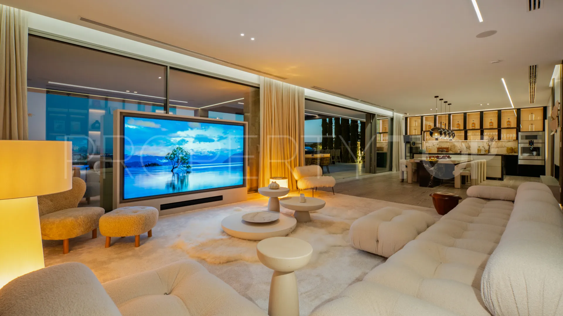 Villa for sale in El Herrojo with 5 bedrooms