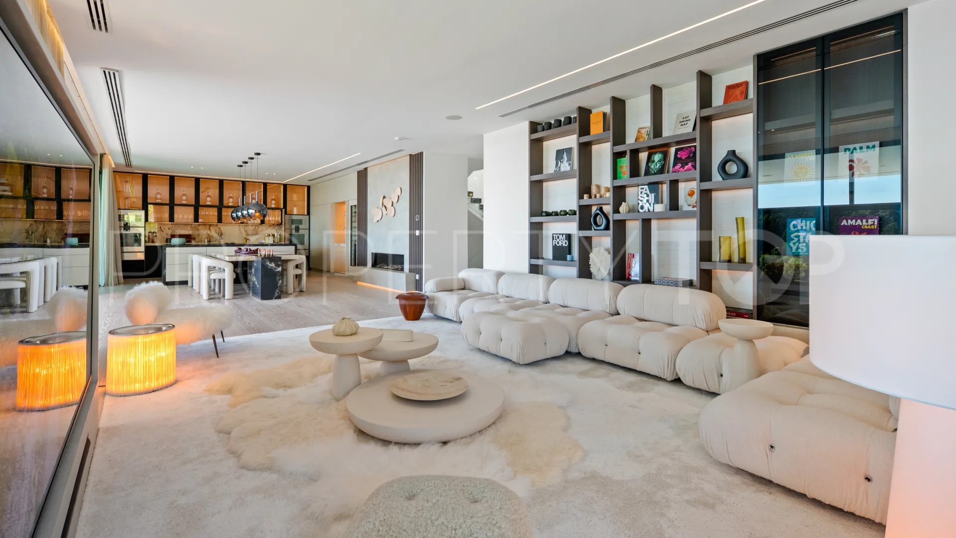 Villa for sale in El Herrojo with 5 bedrooms