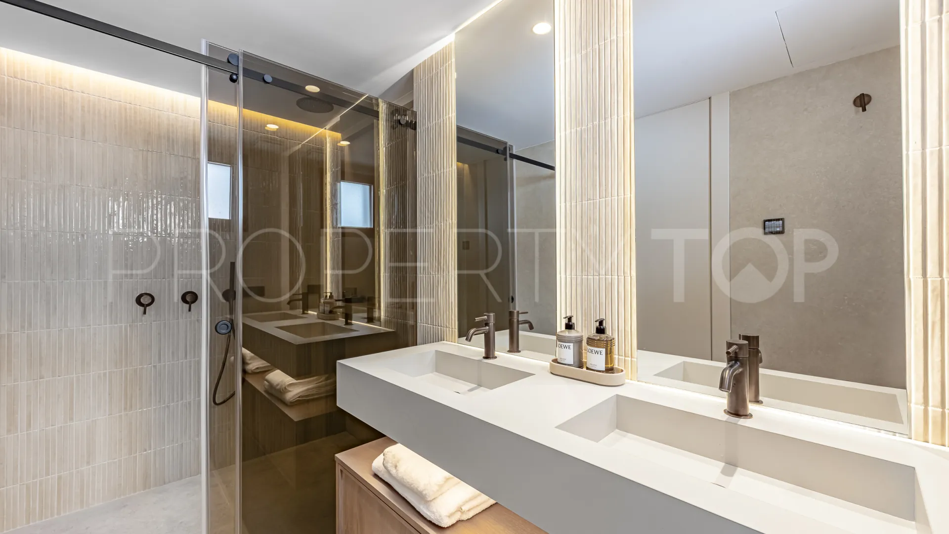 Alcores del Golf, duplex planta baja de 4 dormitorios a la venta