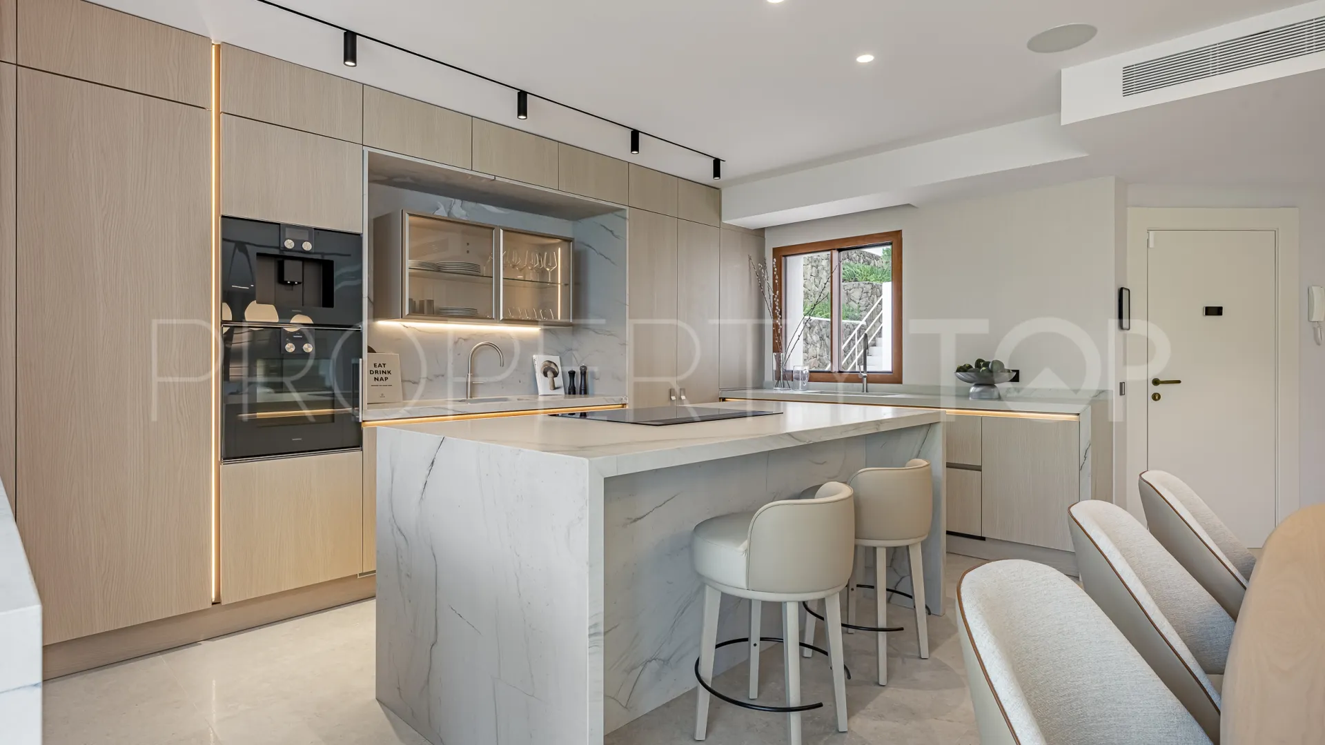 Alcores del Golf, duplex planta baja de 4 dormitorios a la venta
