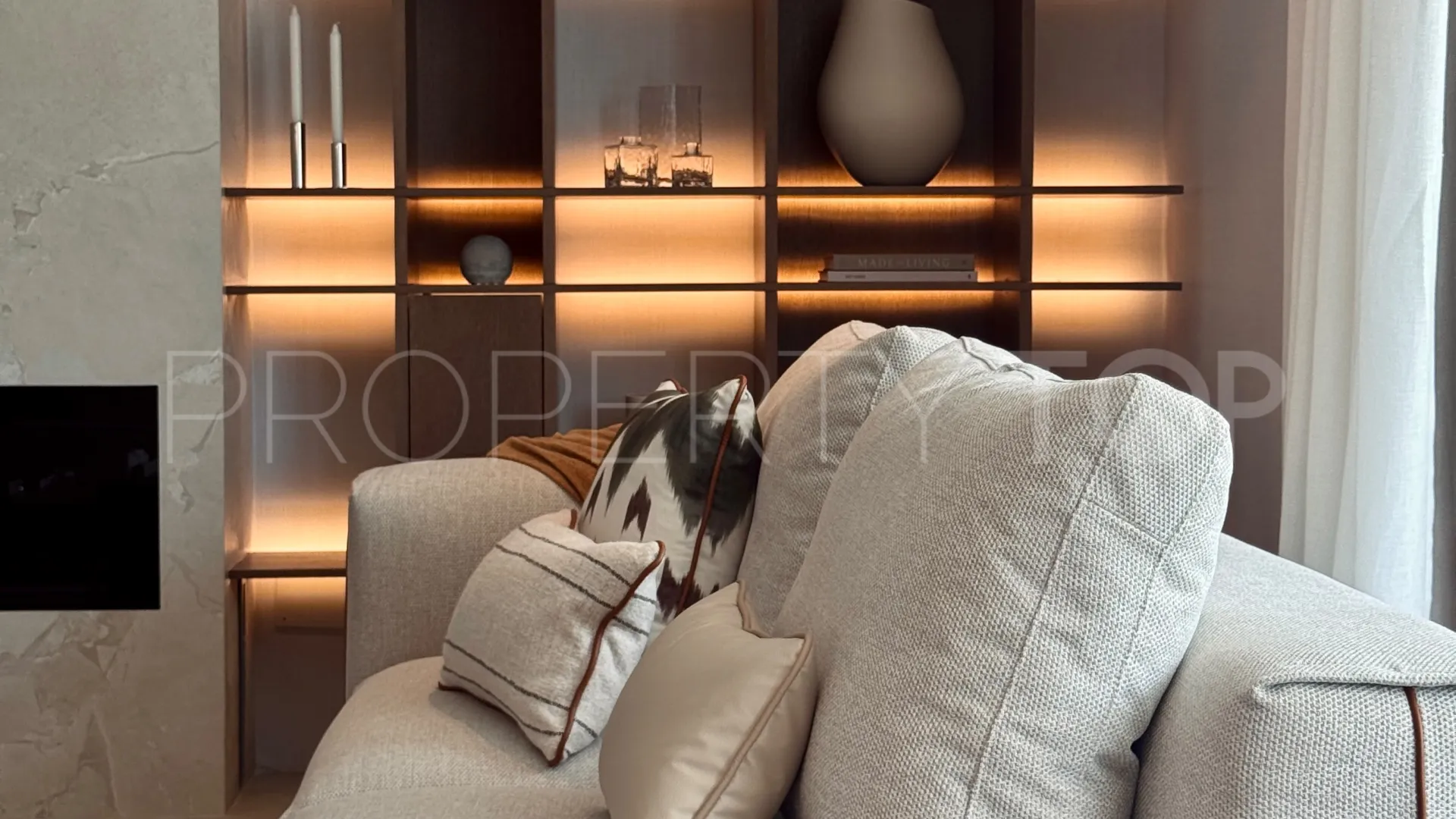 Comprar duplex planta baja en Alcores del Golf con 4 dormitorios