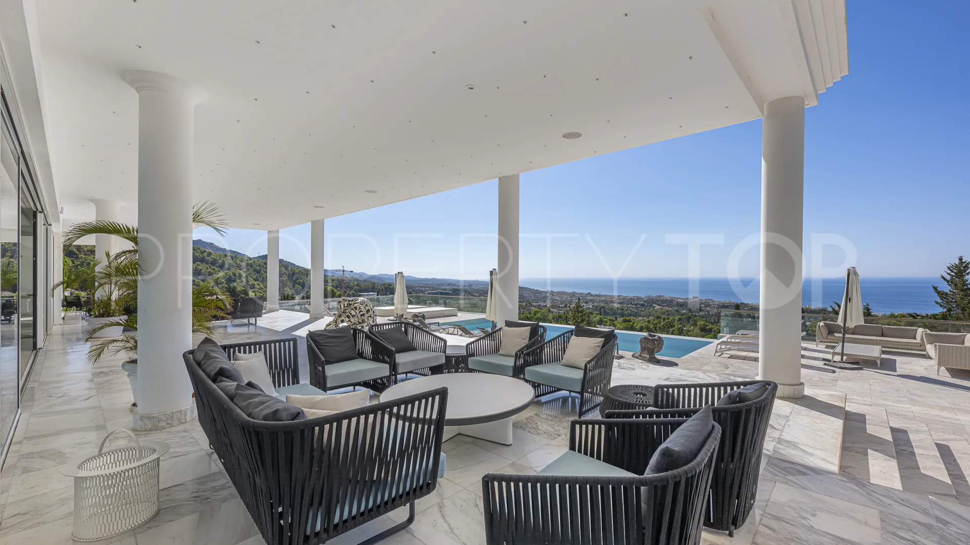 Villa en venta en Cascada de Camojan