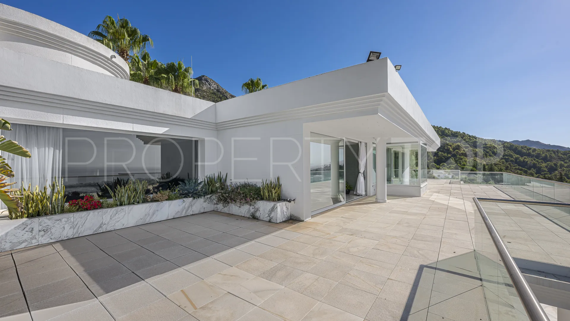 Villa en venta en Cascada de Camojan