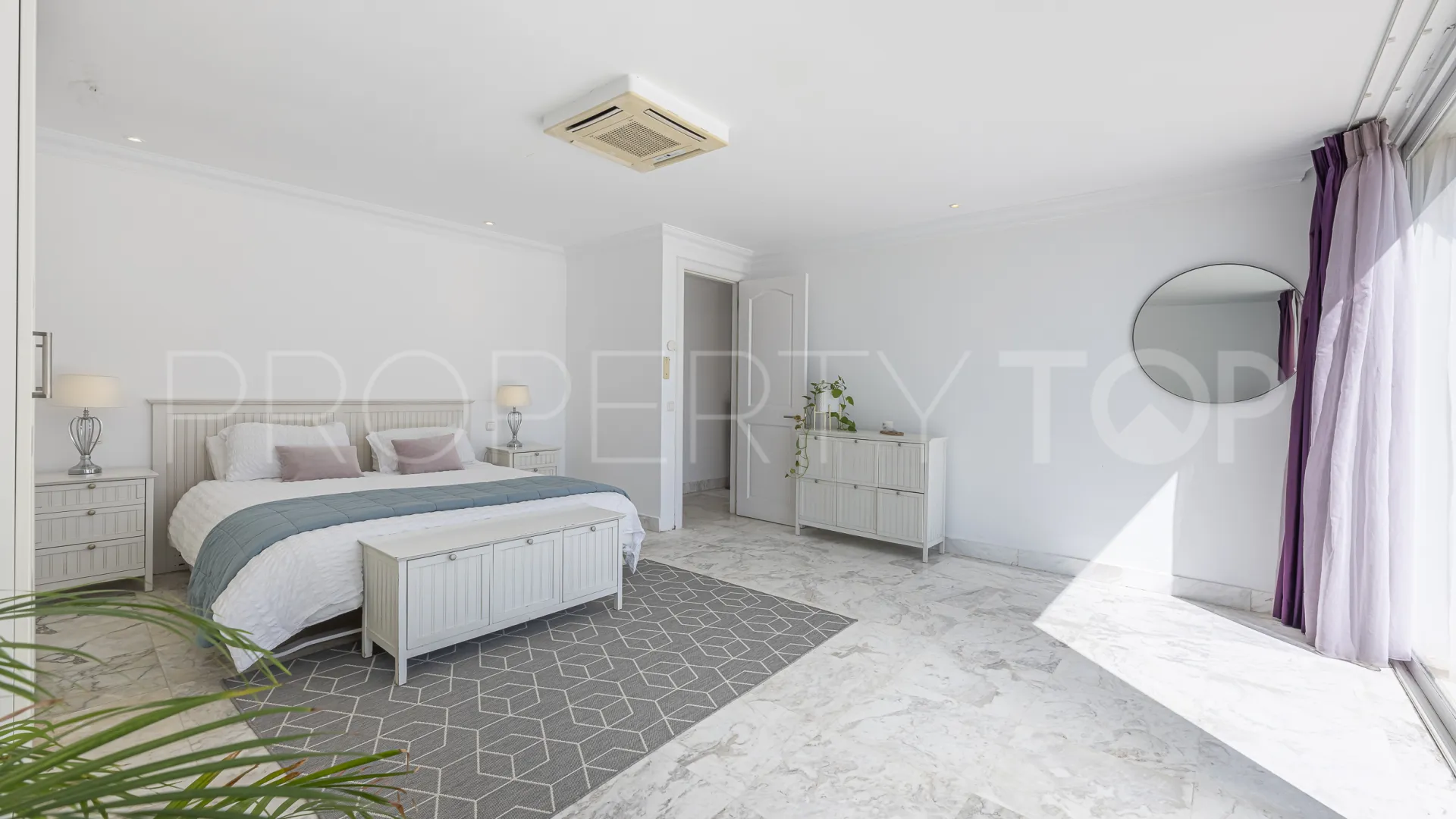 Villa en venta en Cascada de Camojan