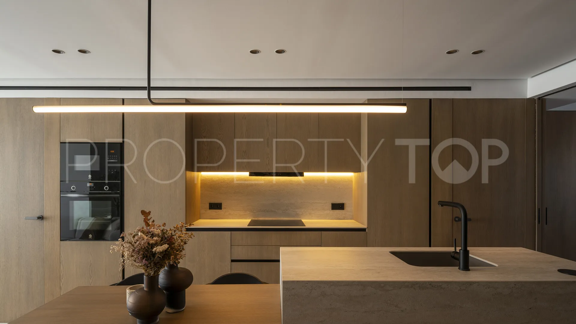For sale 3 bedrooms apartment in Marbella Centro