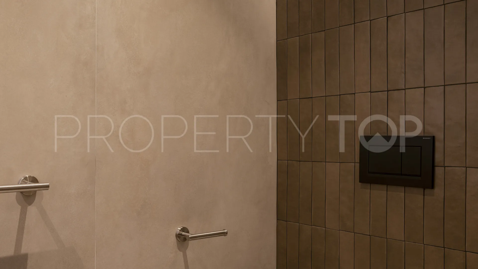 For sale 3 bedrooms apartment in Marbella Centro