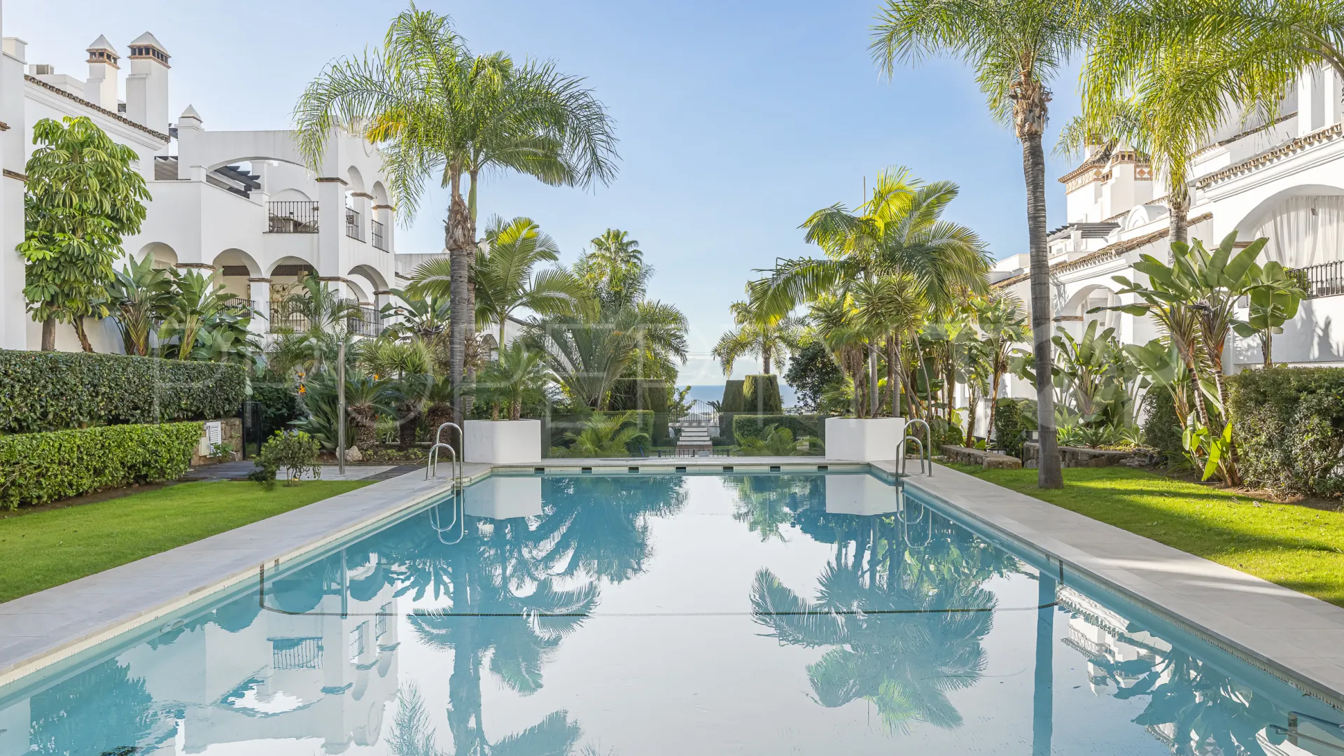 Comprar apartamento planta baja en Montebello Hills con 3 dormitorios