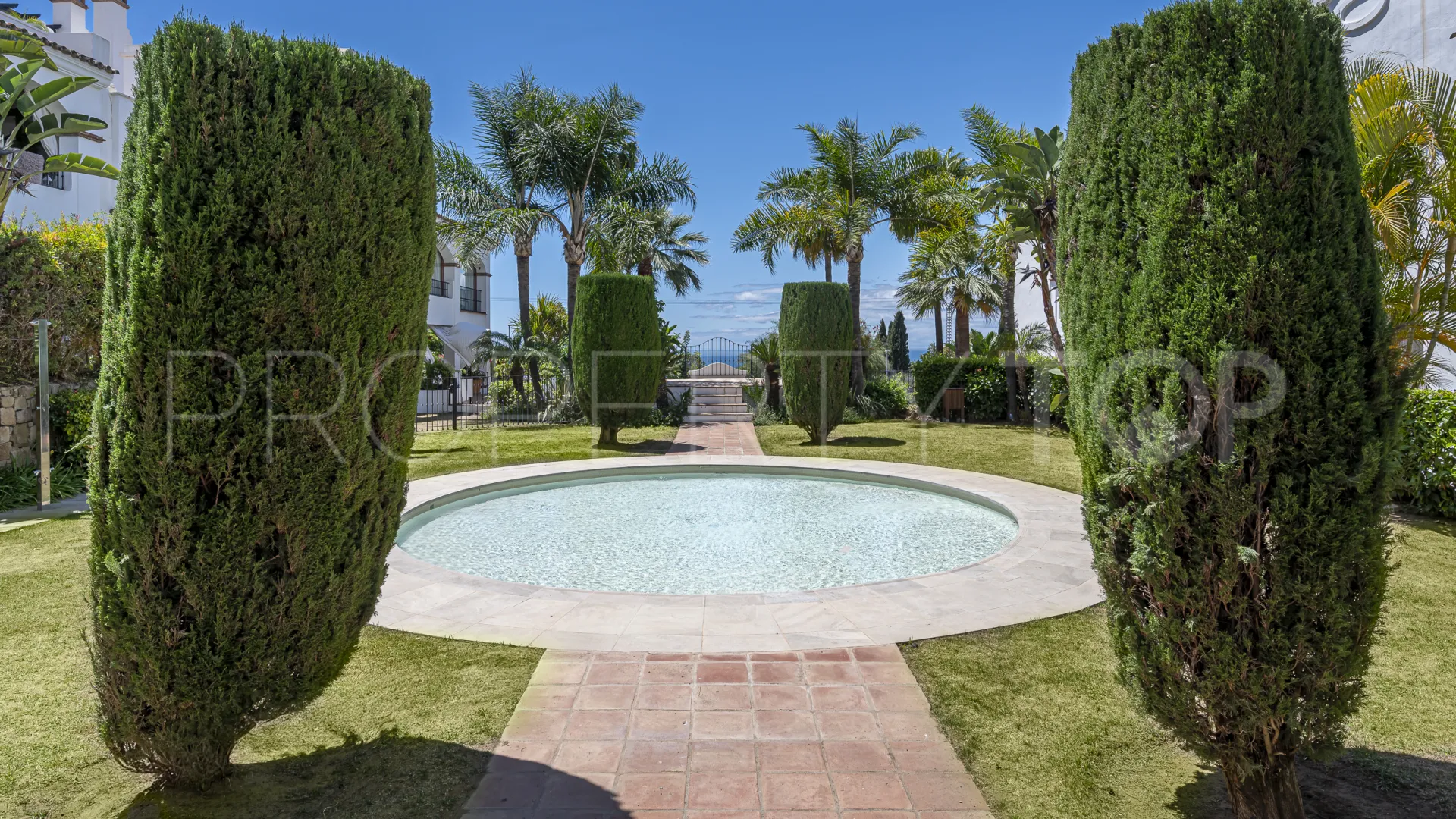Comprar apartamento planta baja en Montebello Hills
