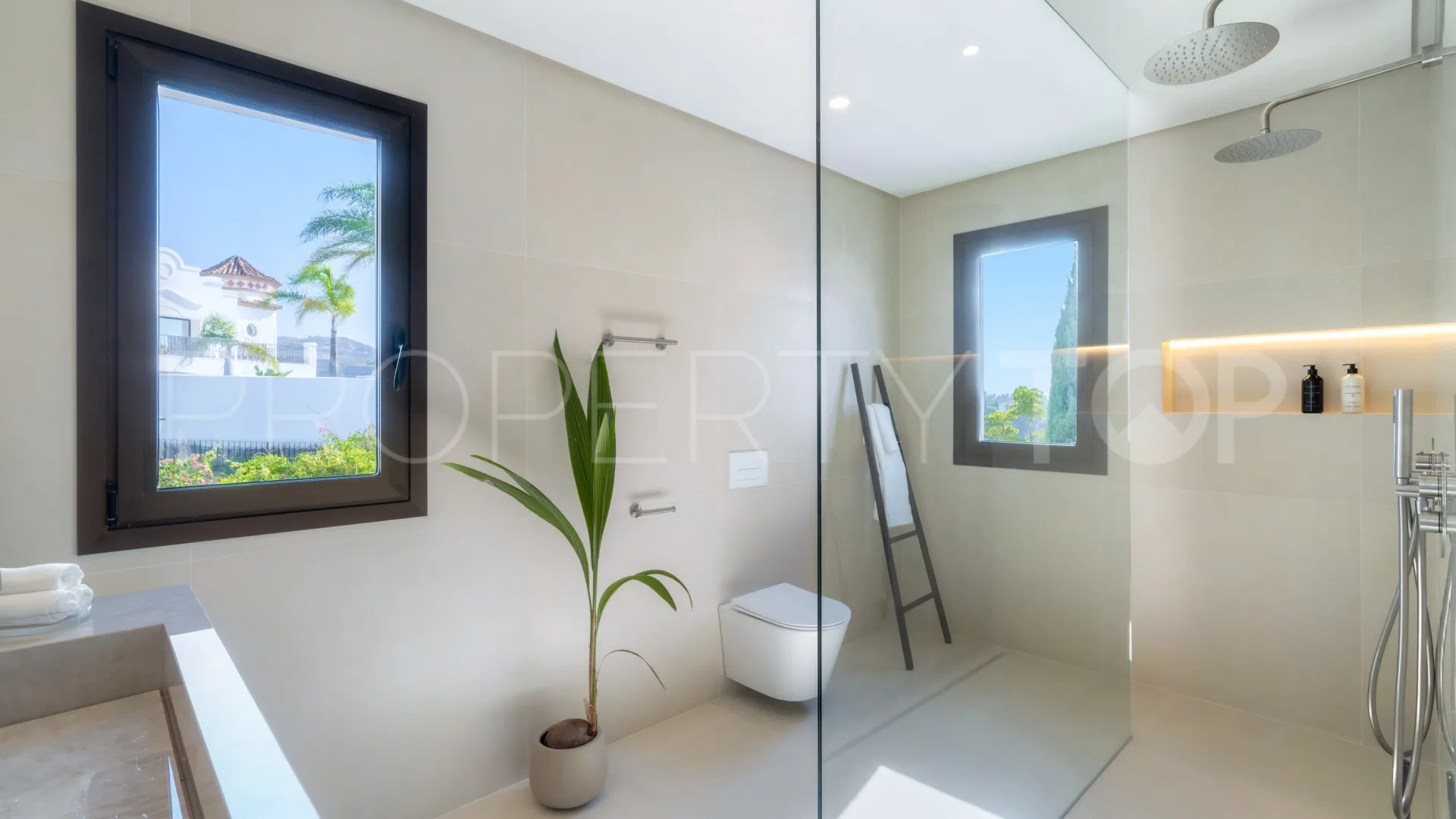 For sale duplex penthouse in La Quinta