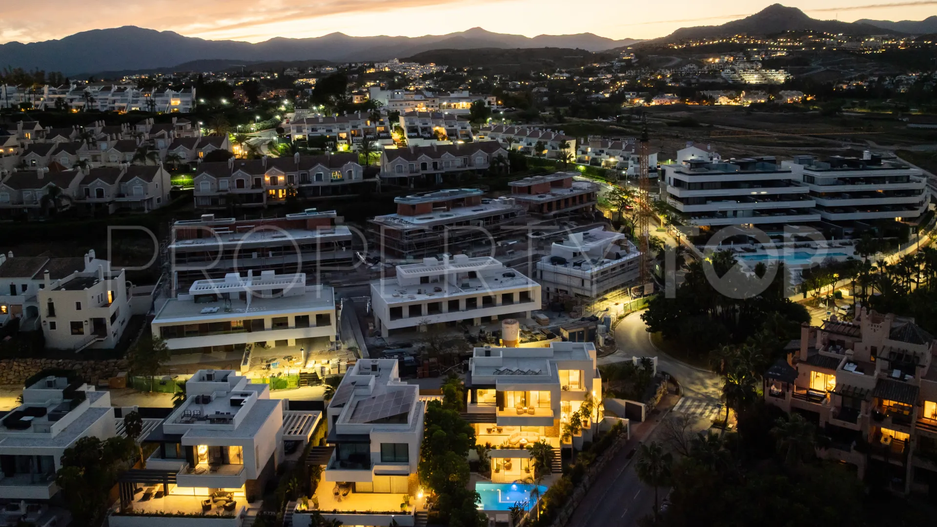 New Golden Mile, villa en venta con 4 dormitorios