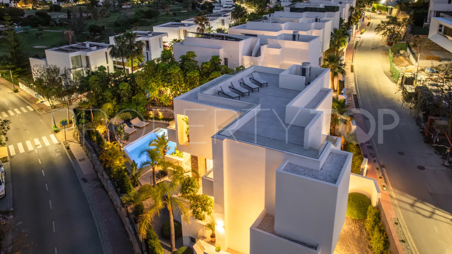 New Golden Mile, villa en venta con 4 dormitorios