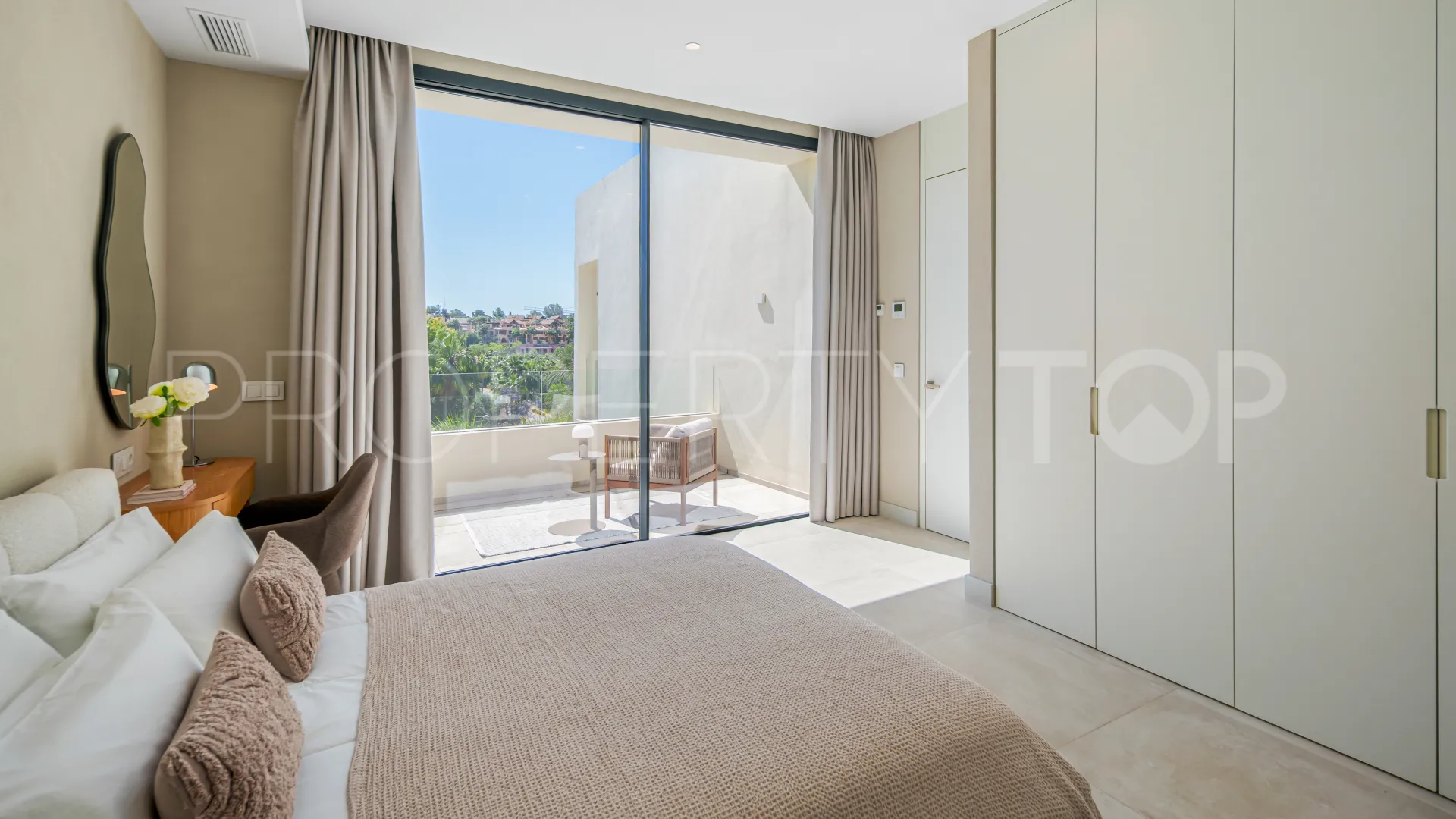 New Golden Mile, villa en venta con 4 dormitorios
