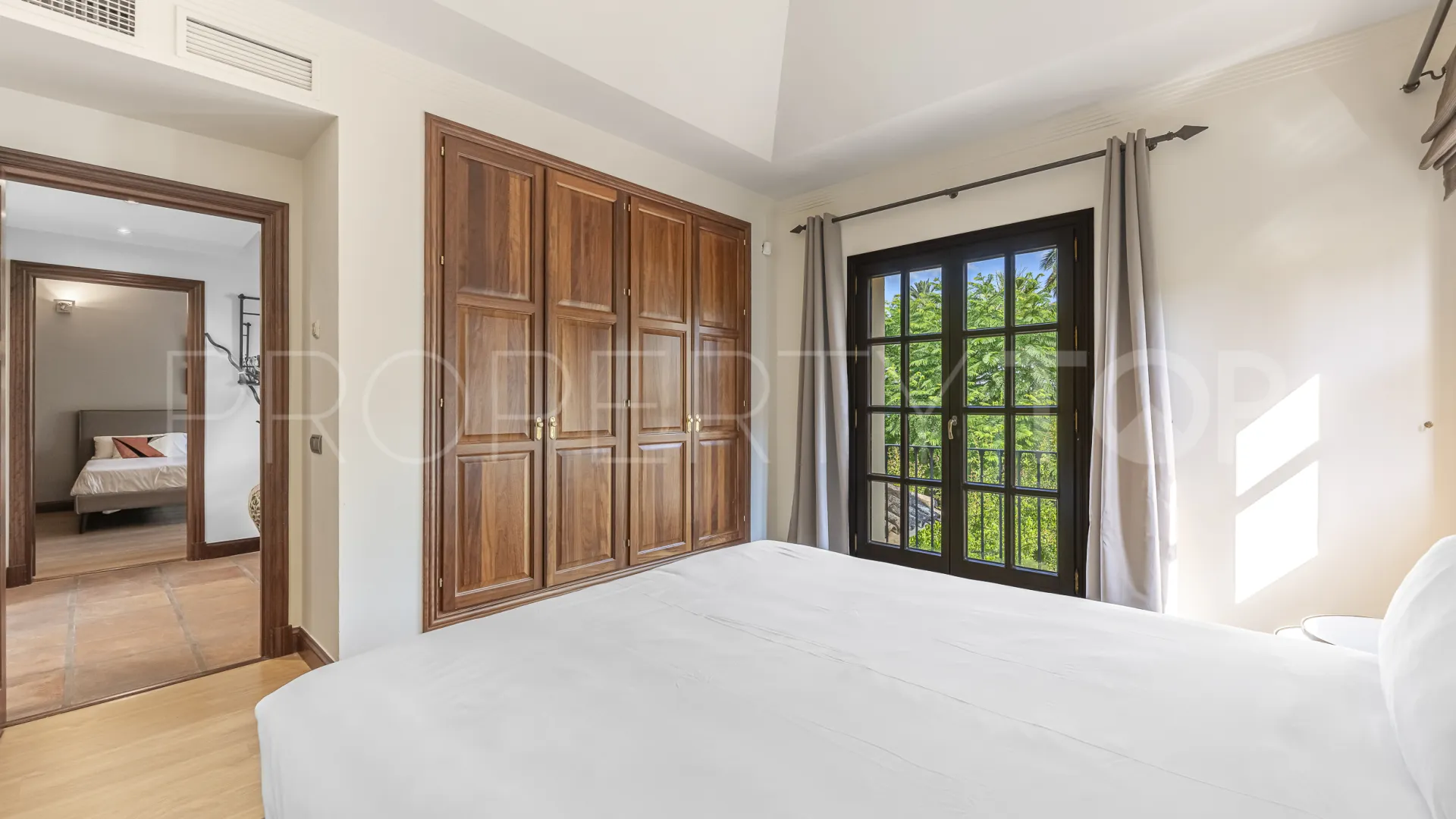 Balcones de Sierra Blanca, villa en venta