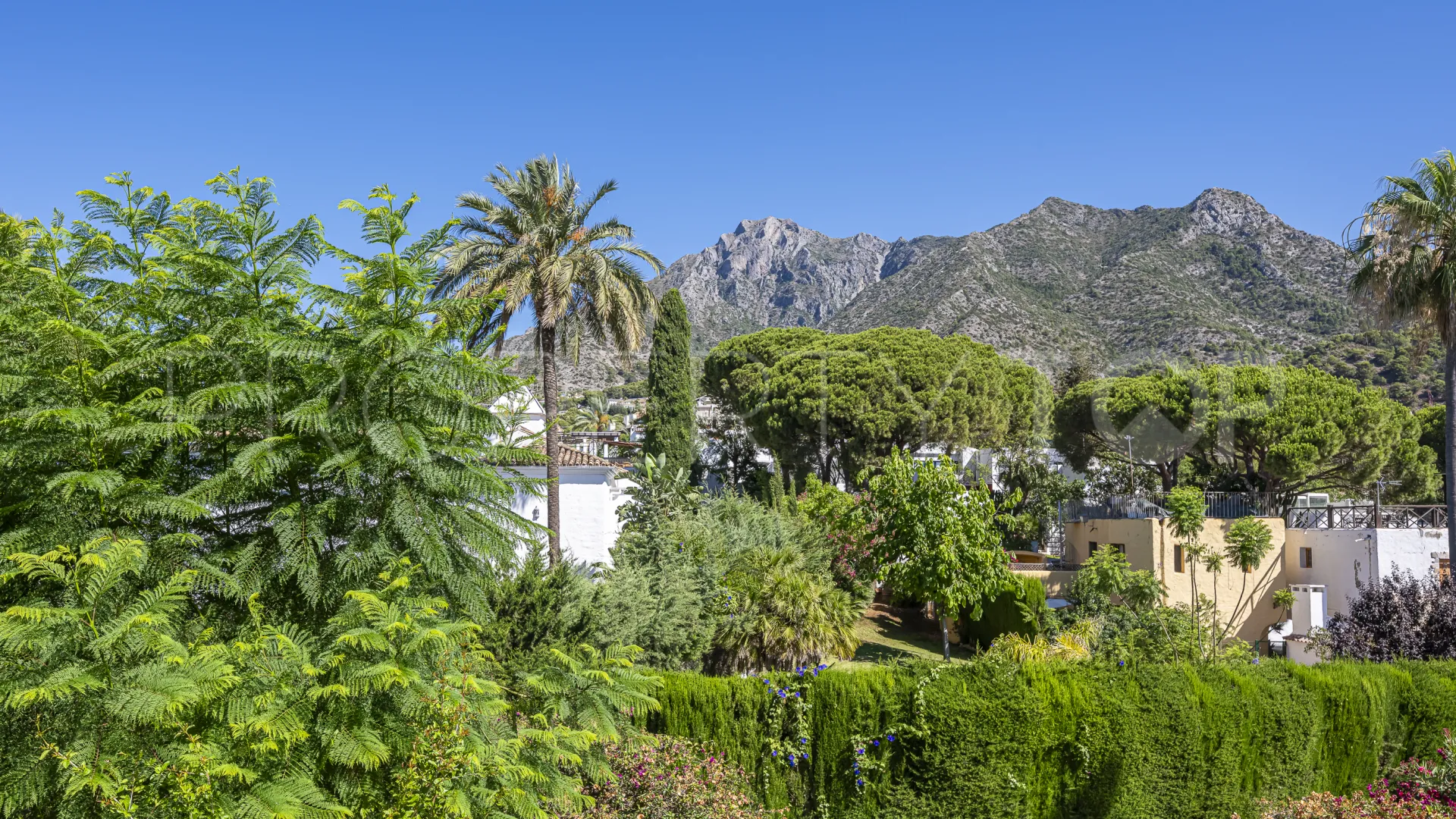 Balcones de Sierra Blanca, villa en venta