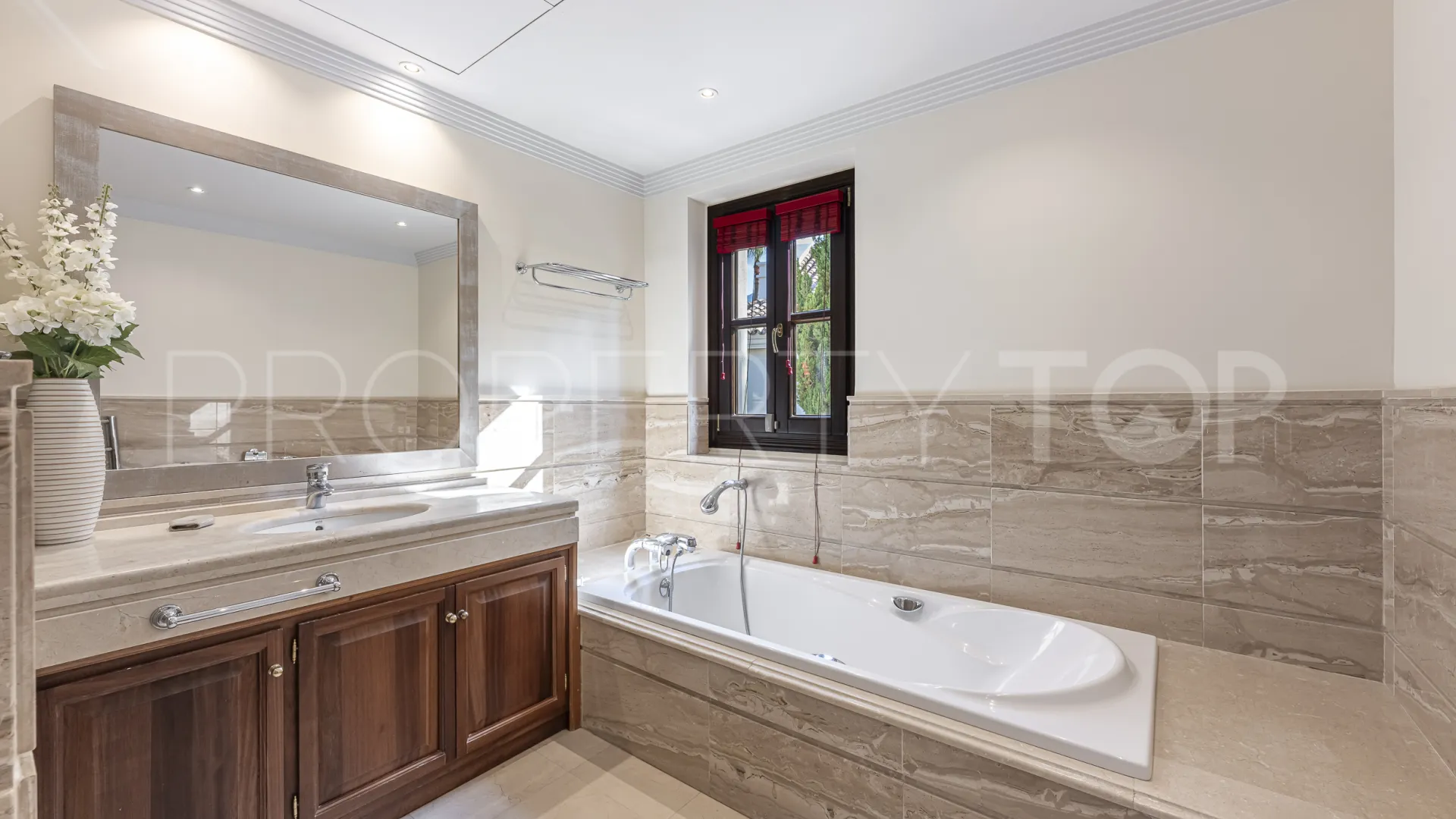 Balcones de Sierra Blanca, villa en venta