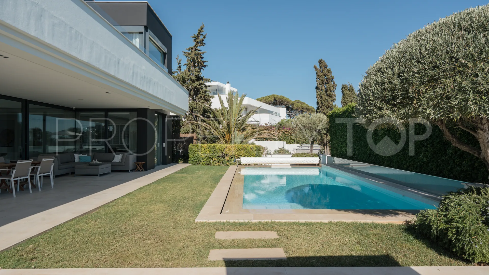 Marbesa villa for sale