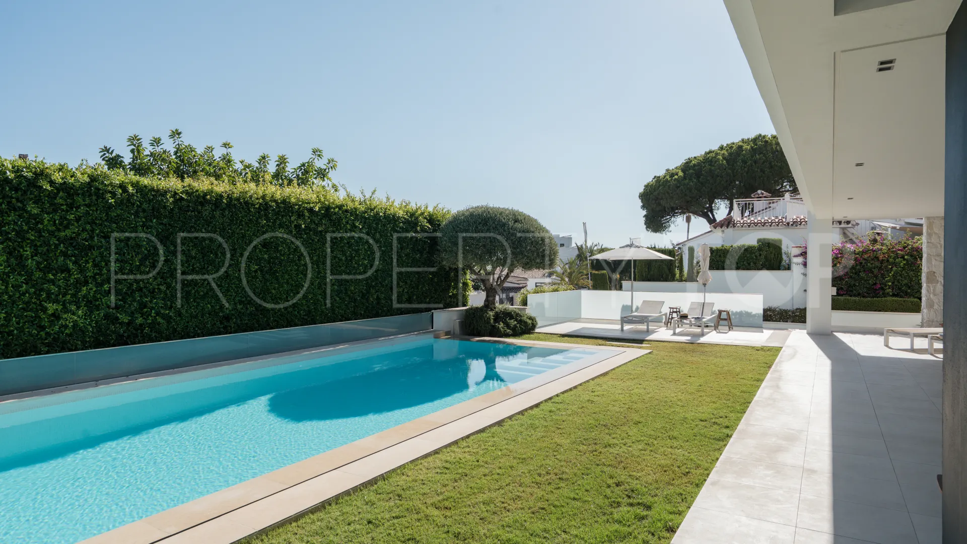 Marbesa villa for sale