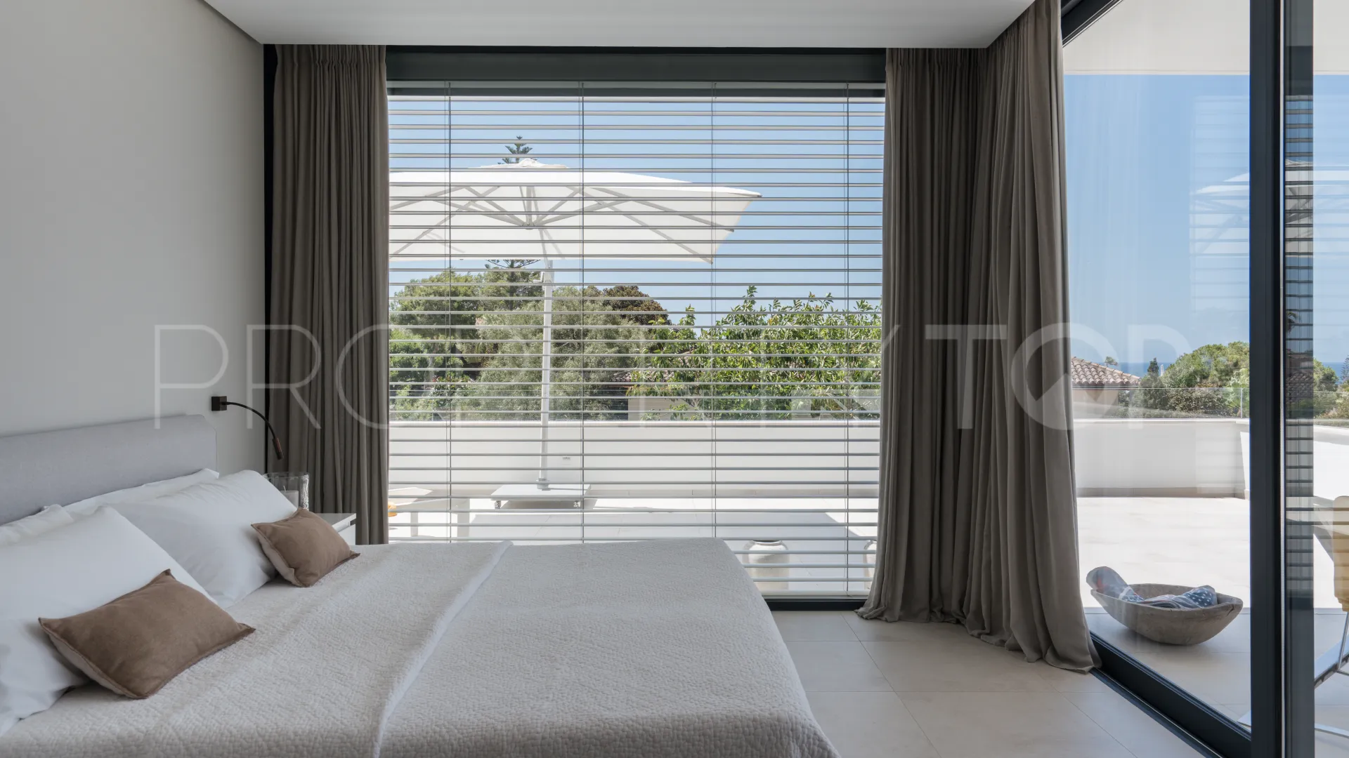 Marbesa villa for sale