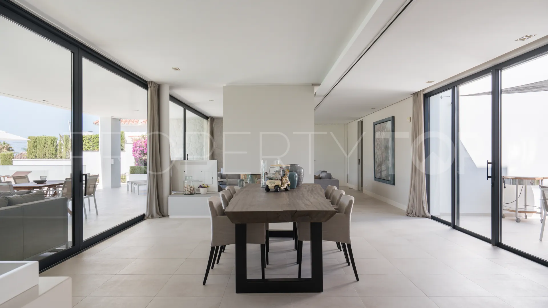 Marbesa villa for sale