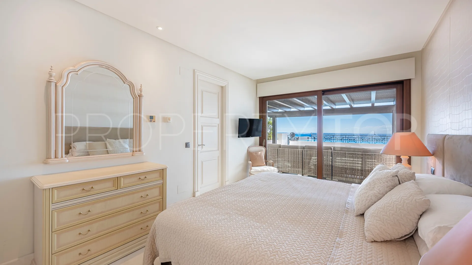 Ático a la venta en Doncella Beach