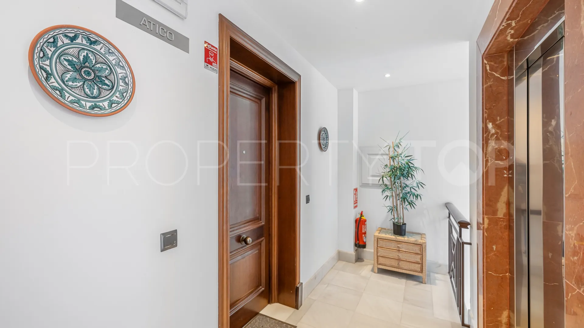 Ático a la venta en Doncella Beach