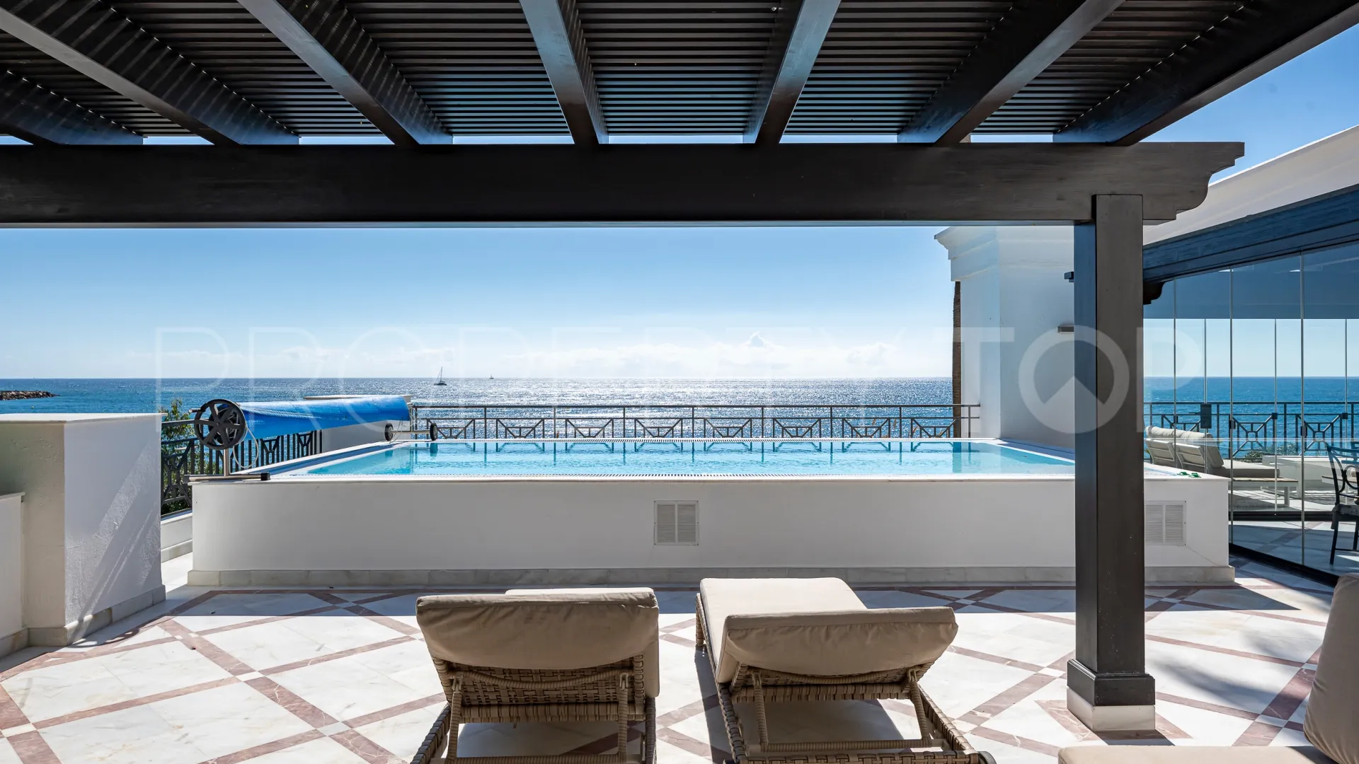 Ático a la venta en Doncella Beach