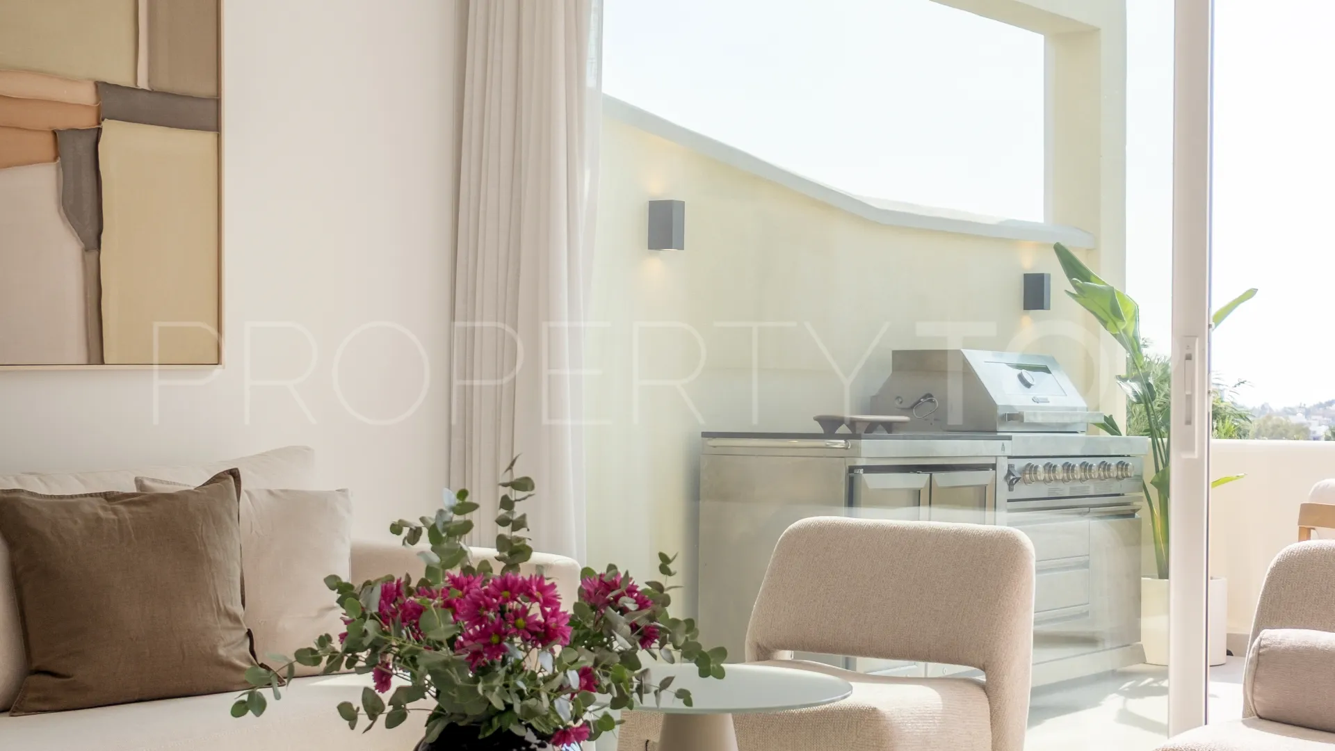 Comprar apartamento de 3 dormitorios en Palacetes Los Belvederes