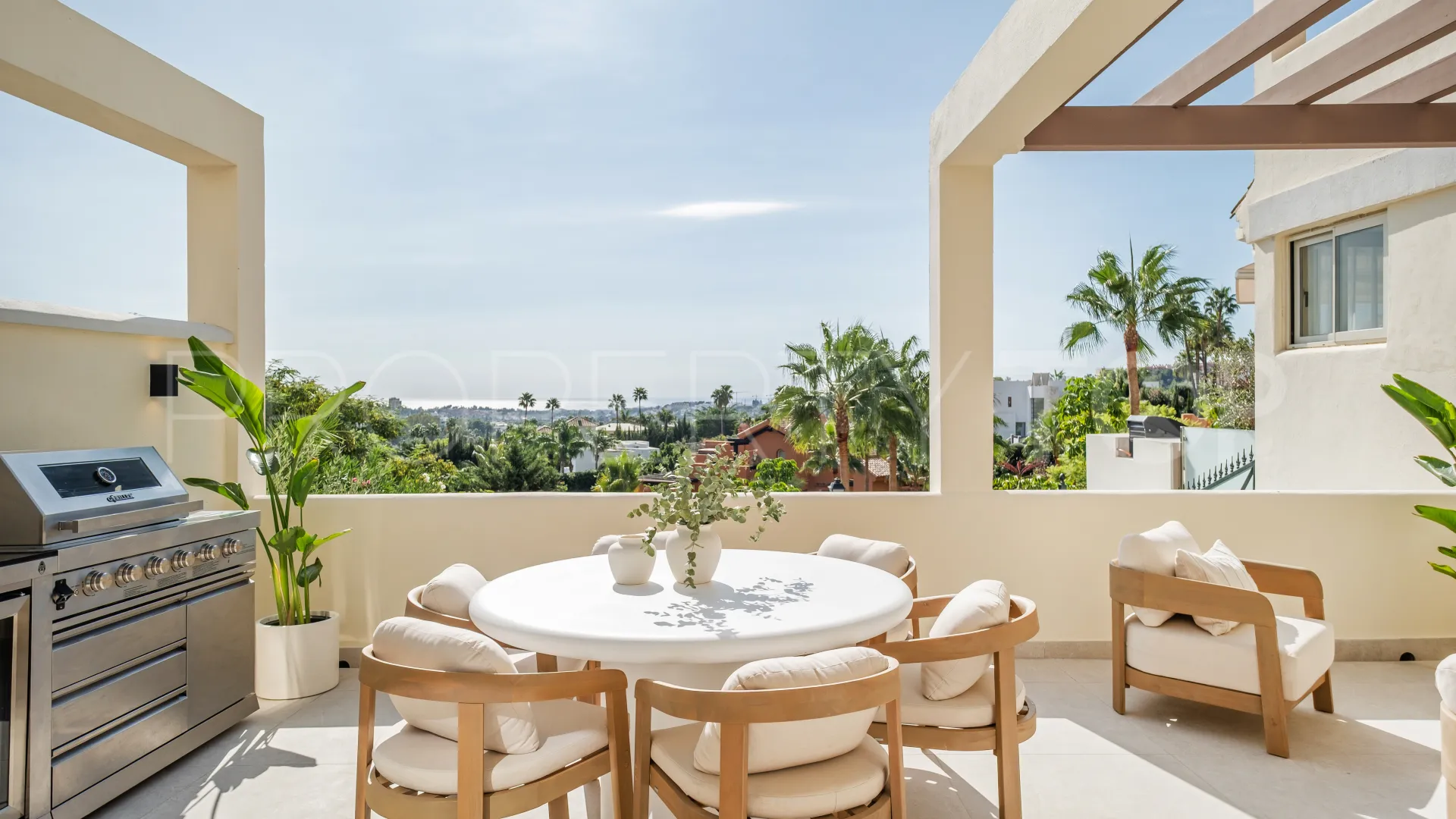 Comprar apartamento de 3 dormitorios en Palacetes Los Belvederes
