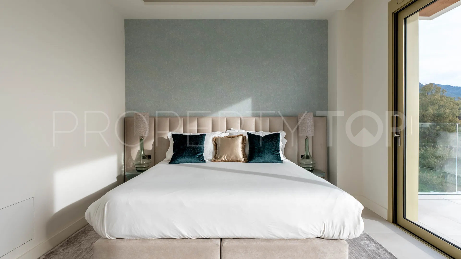 3 bedrooms duplex penthouse in Benalús for sale