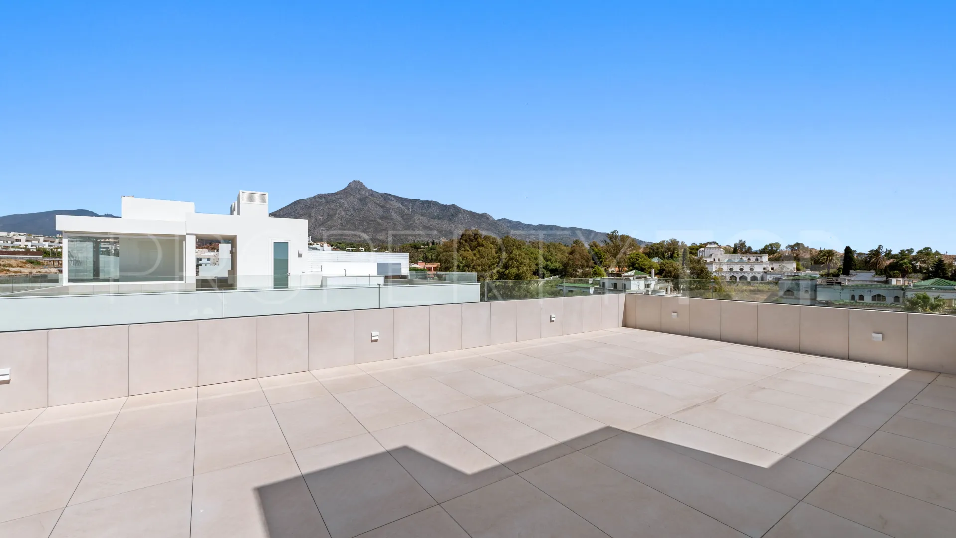 3 bedrooms duplex penthouse in Benalús for sale