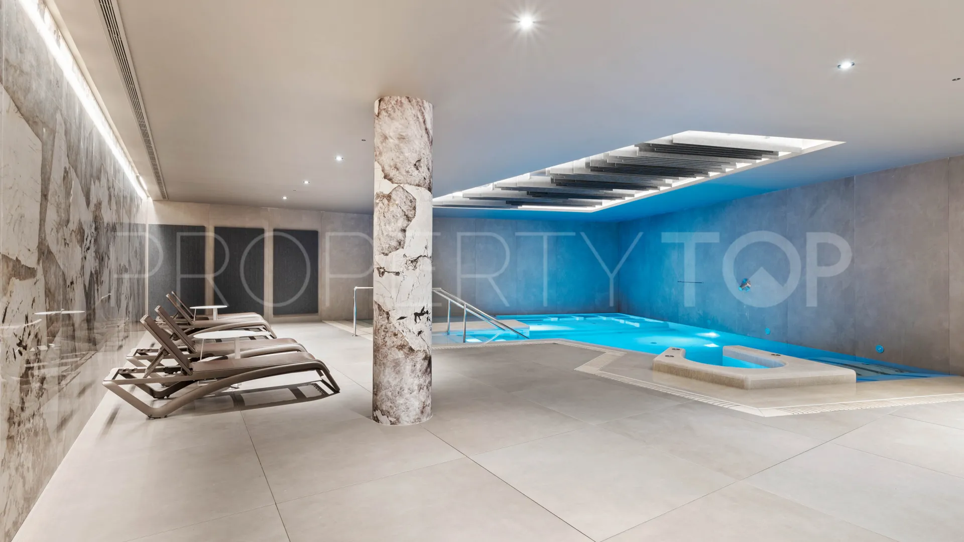 3 bedrooms duplex penthouse in Benalús for sale
