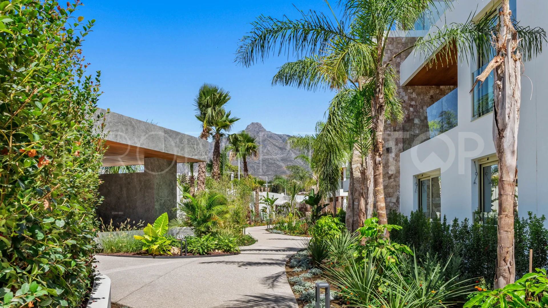3 bedrooms duplex penthouse in Benalús for sale