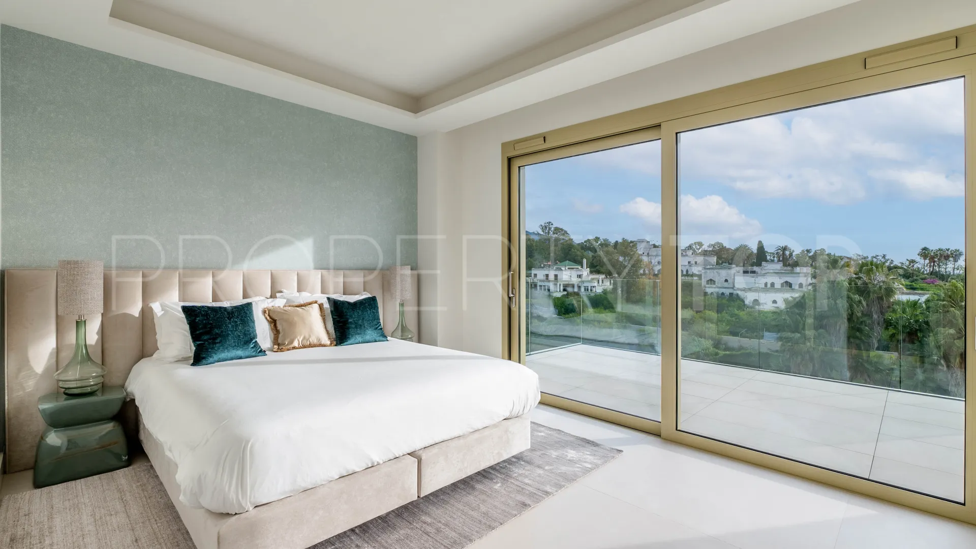 3 bedrooms duplex penthouse in Benalús for sale