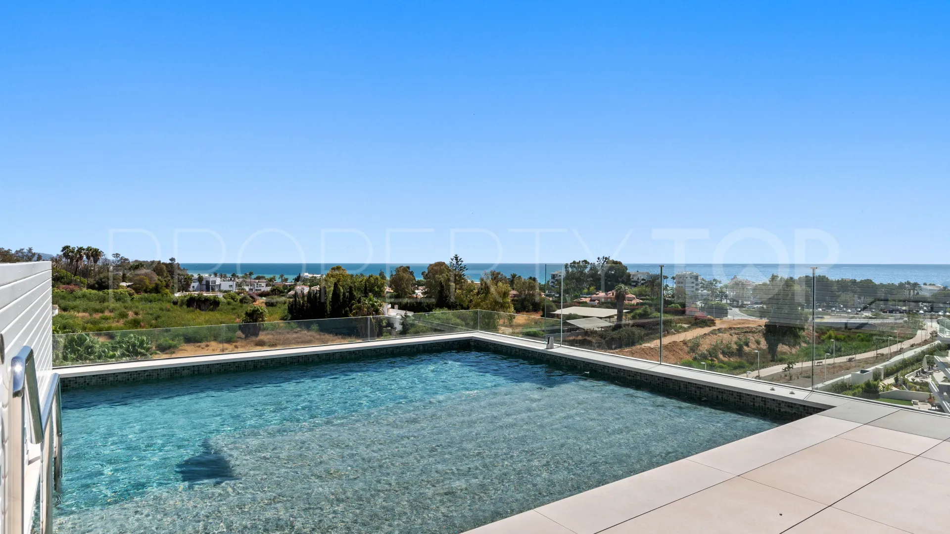 3 bedrooms duplex penthouse in Benalús for sale