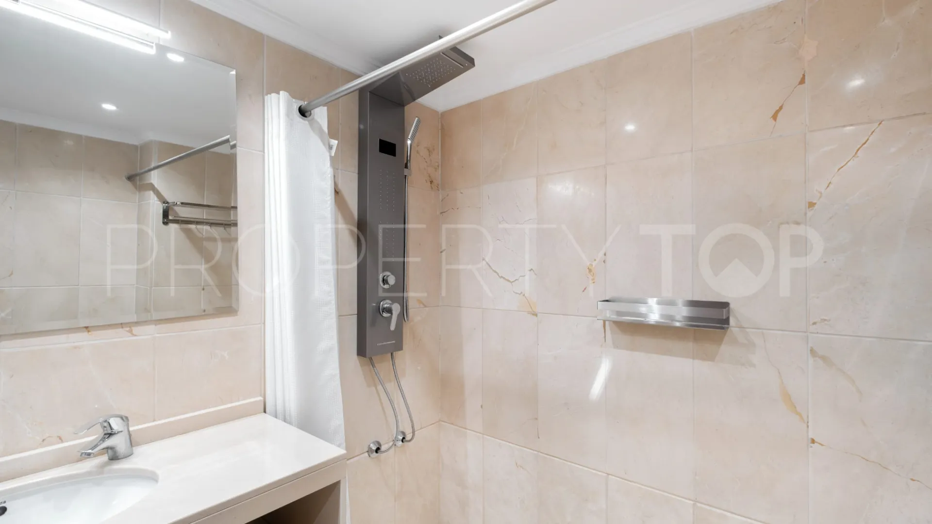 Zona Casino, apartamento en venta con 2 dormitorios