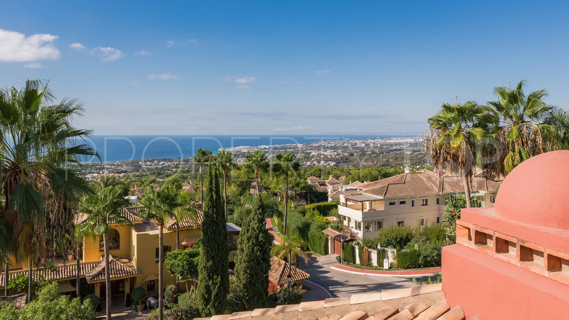 Se vende villa en Sierra Blanca