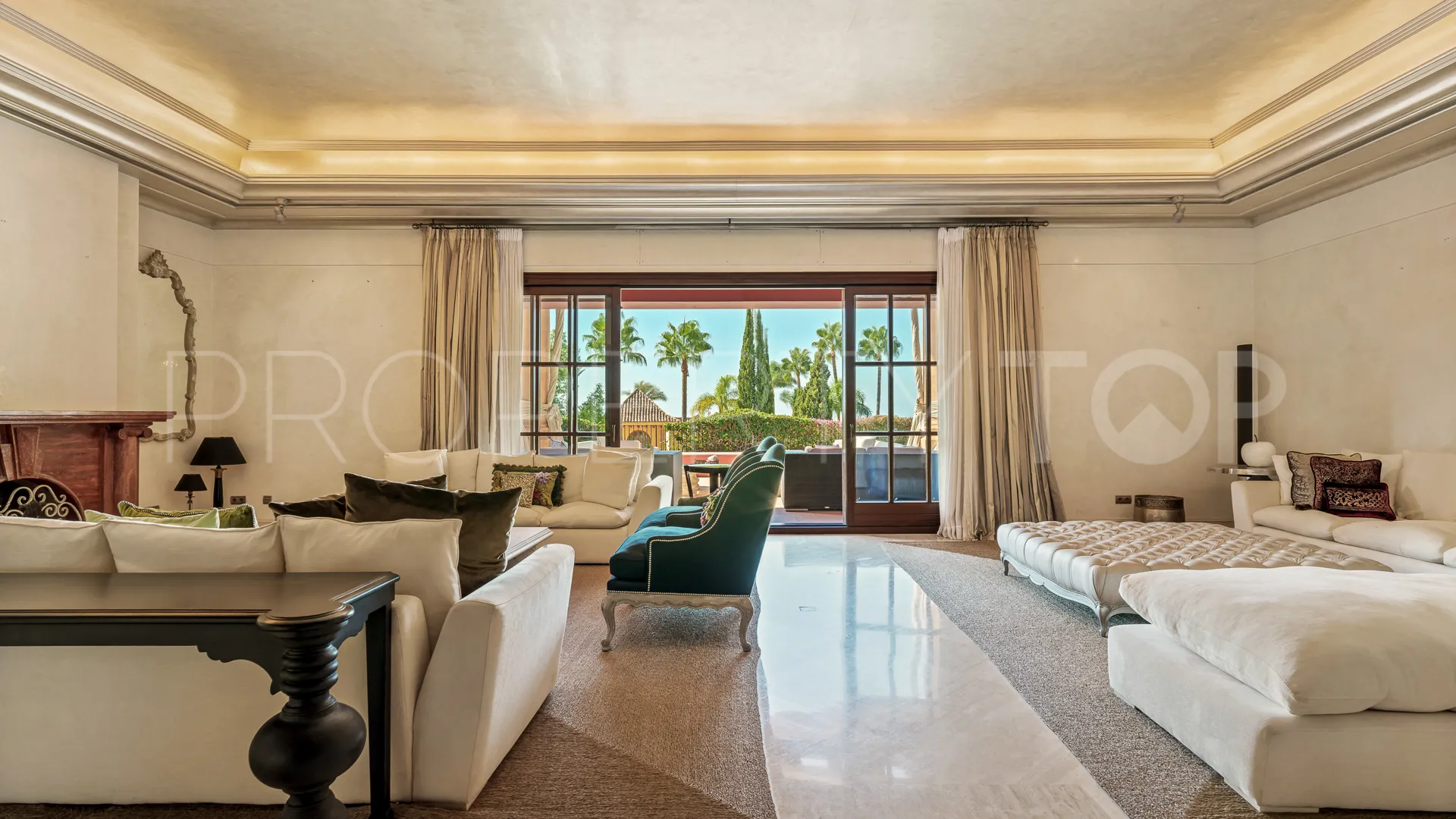 Se vende villa en Sierra Blanca