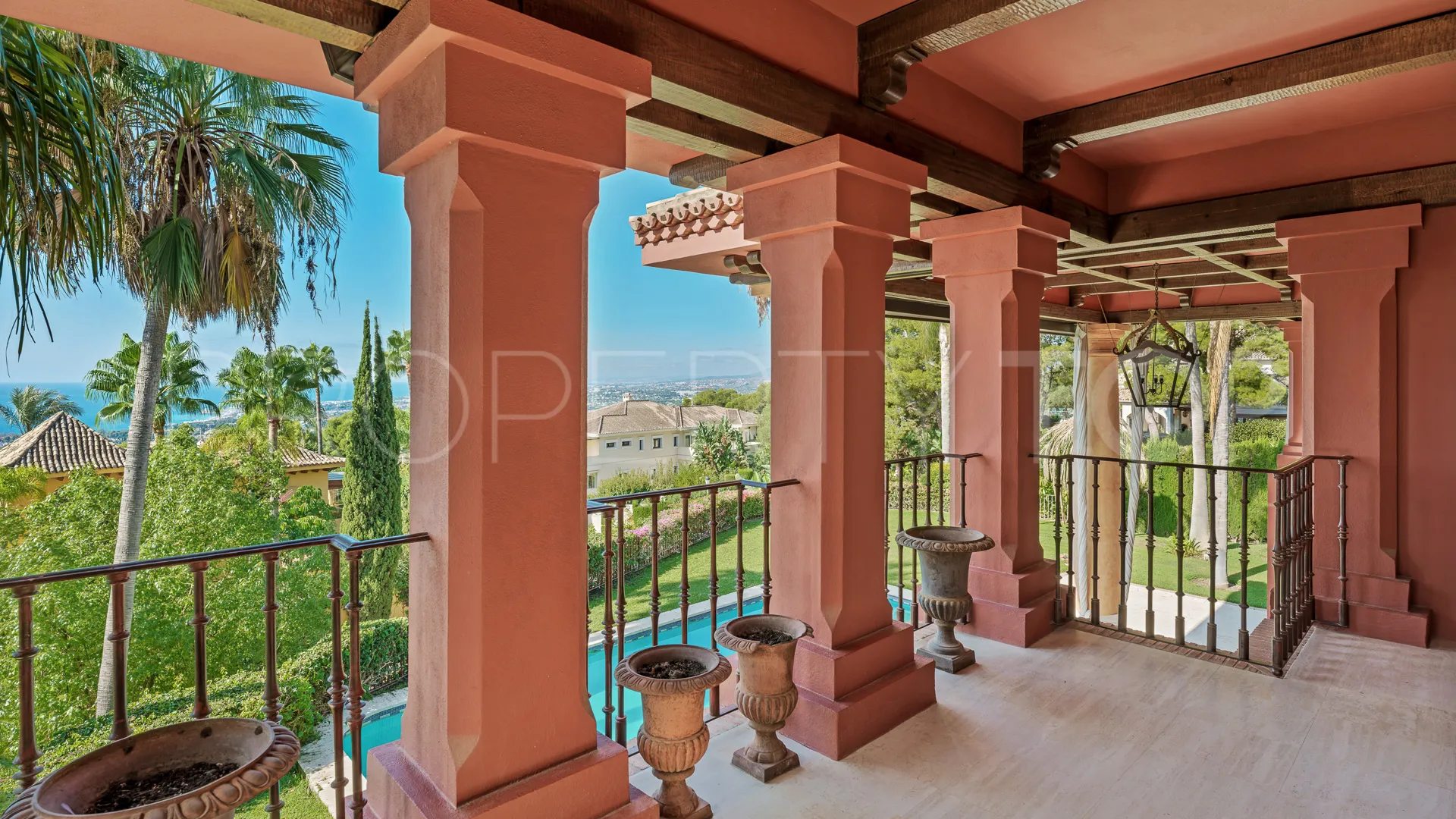 Se vende villa en Sierra Blanca