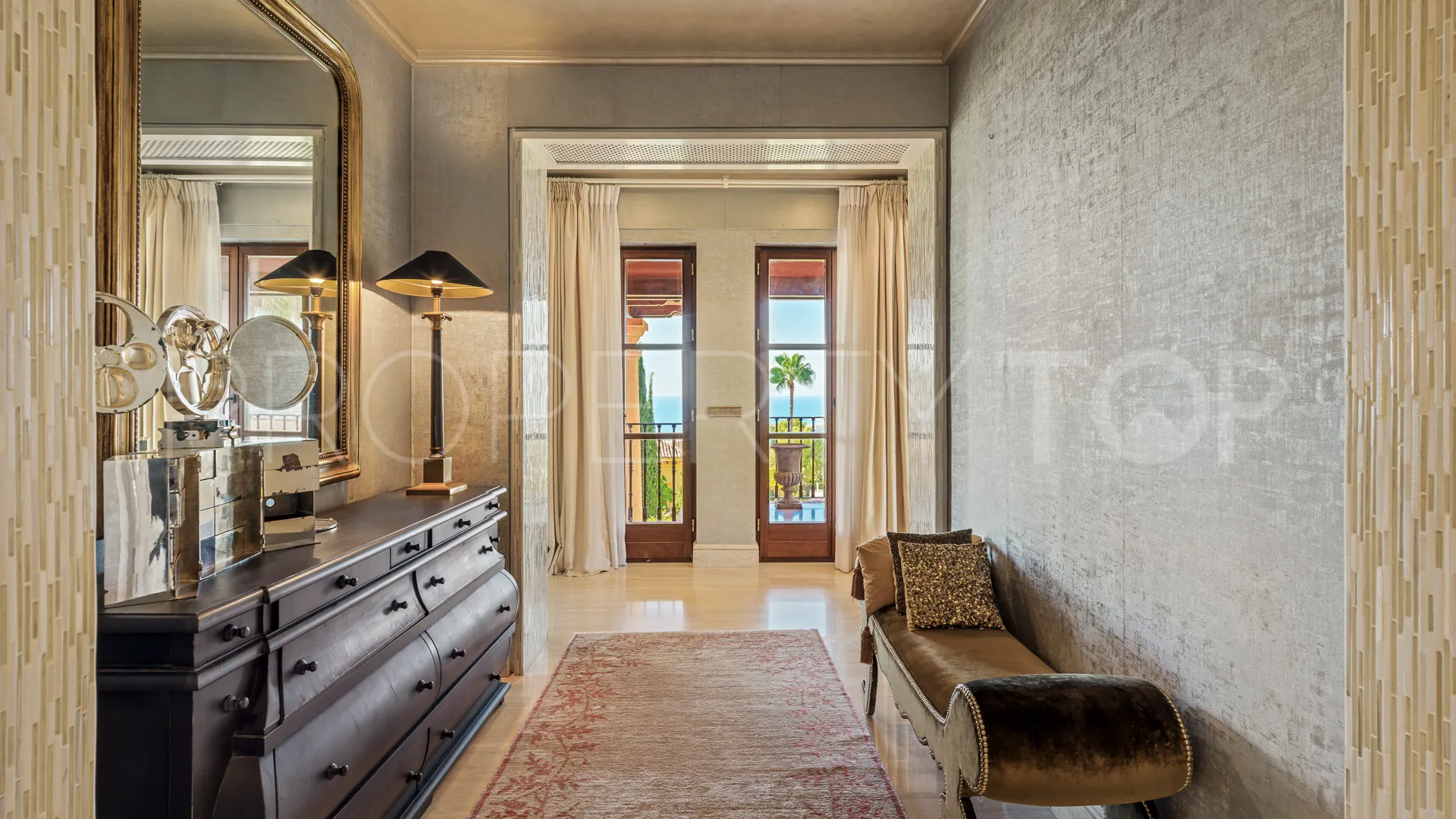Se vende villa en Sierra Blanca