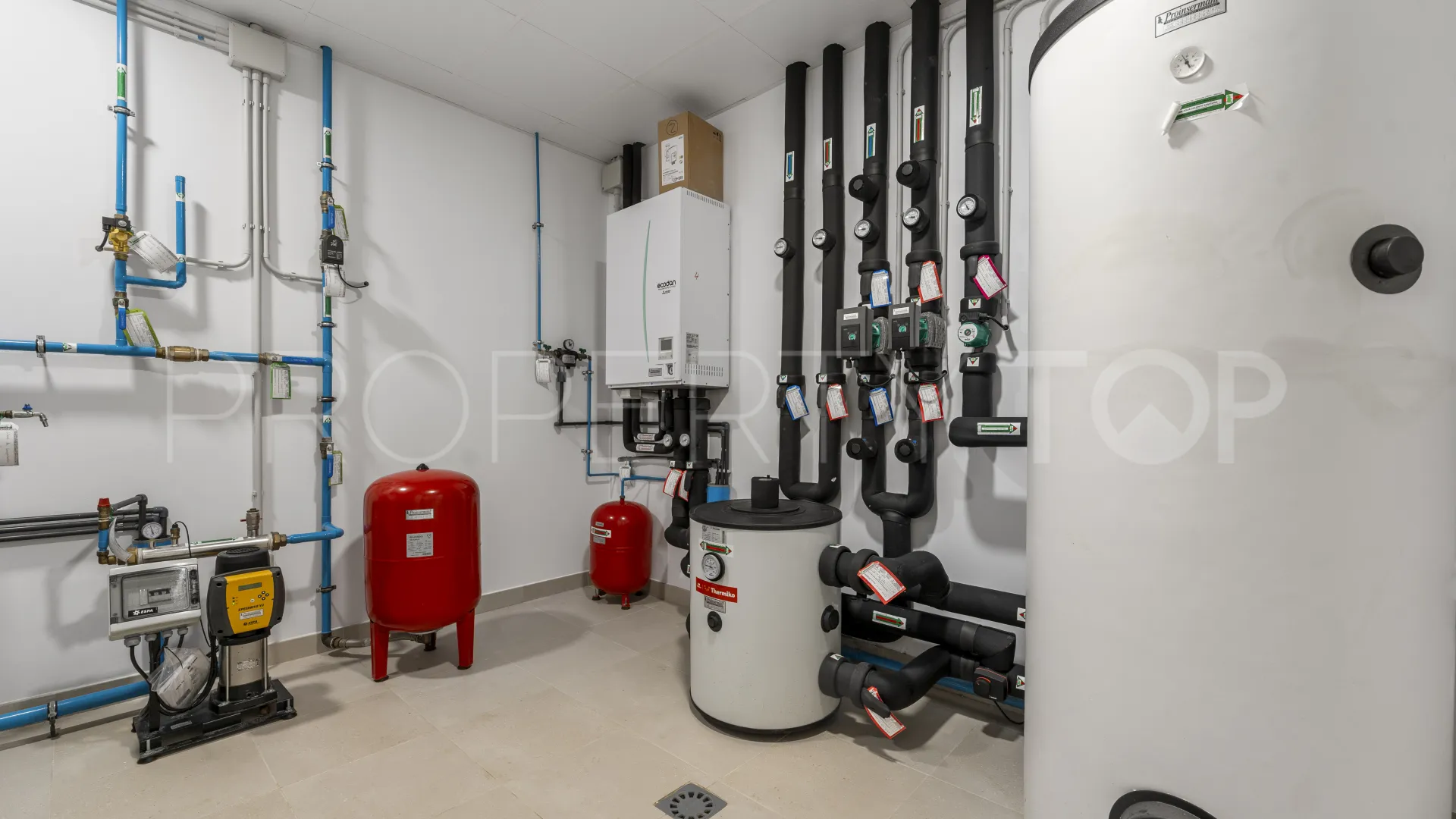 Marbella Ciudad, villa con 4 dormitorios en venta