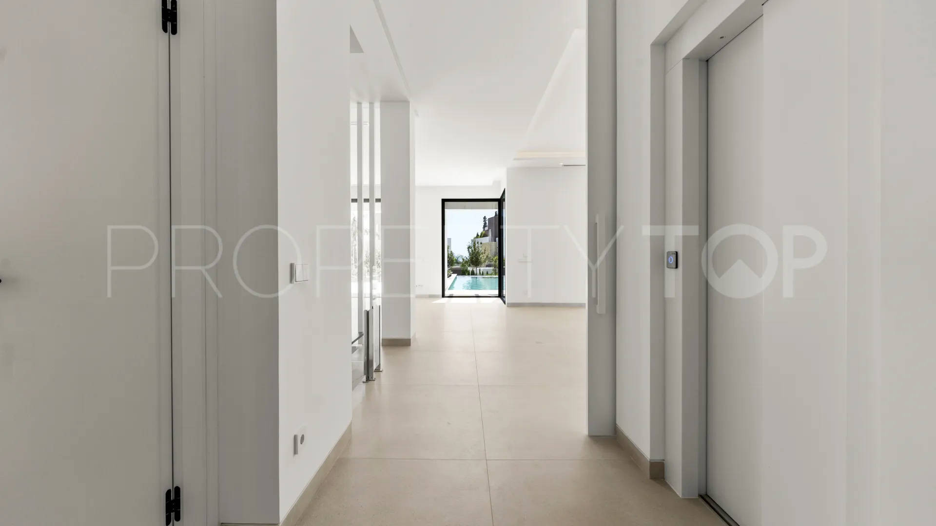 Marbella Ciudad, villa con 4 dormitorios en venta