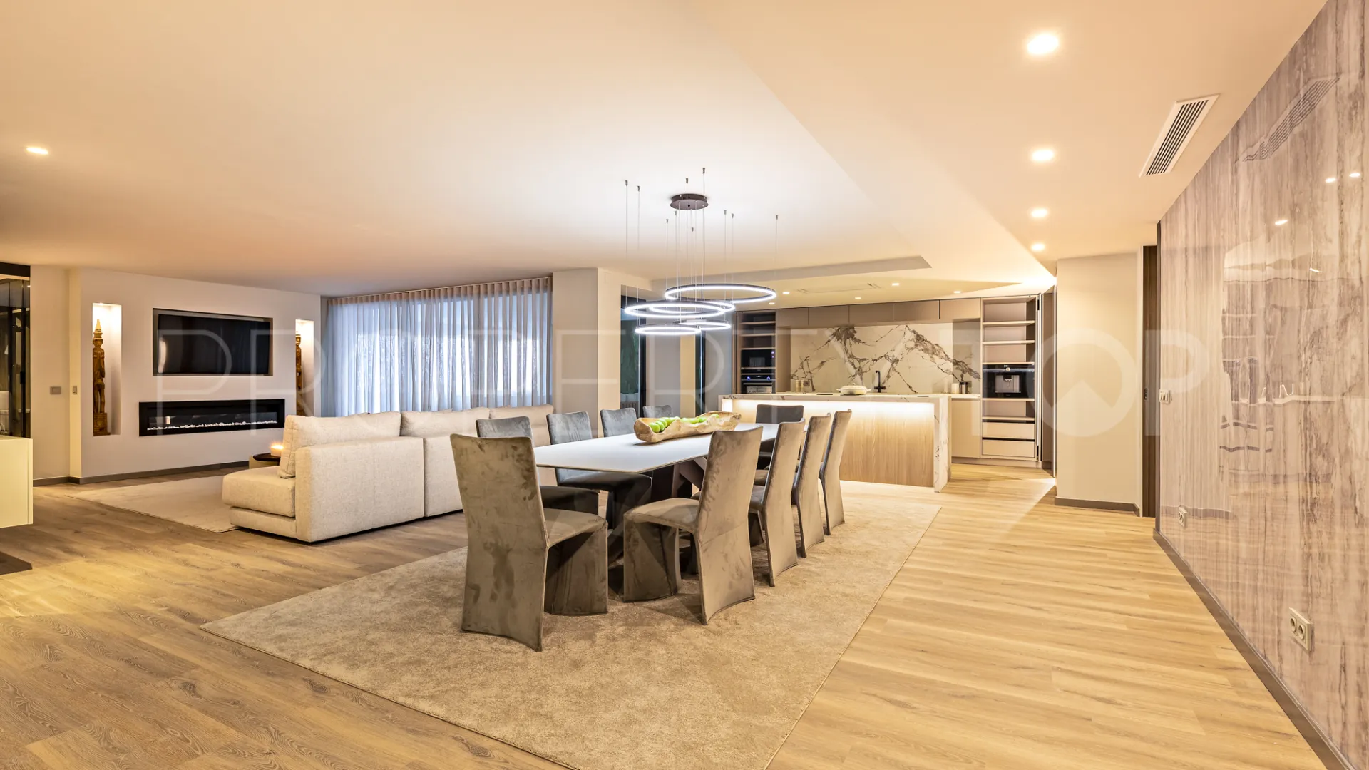 Se vende apartamento en Marbella - Puerto Banus