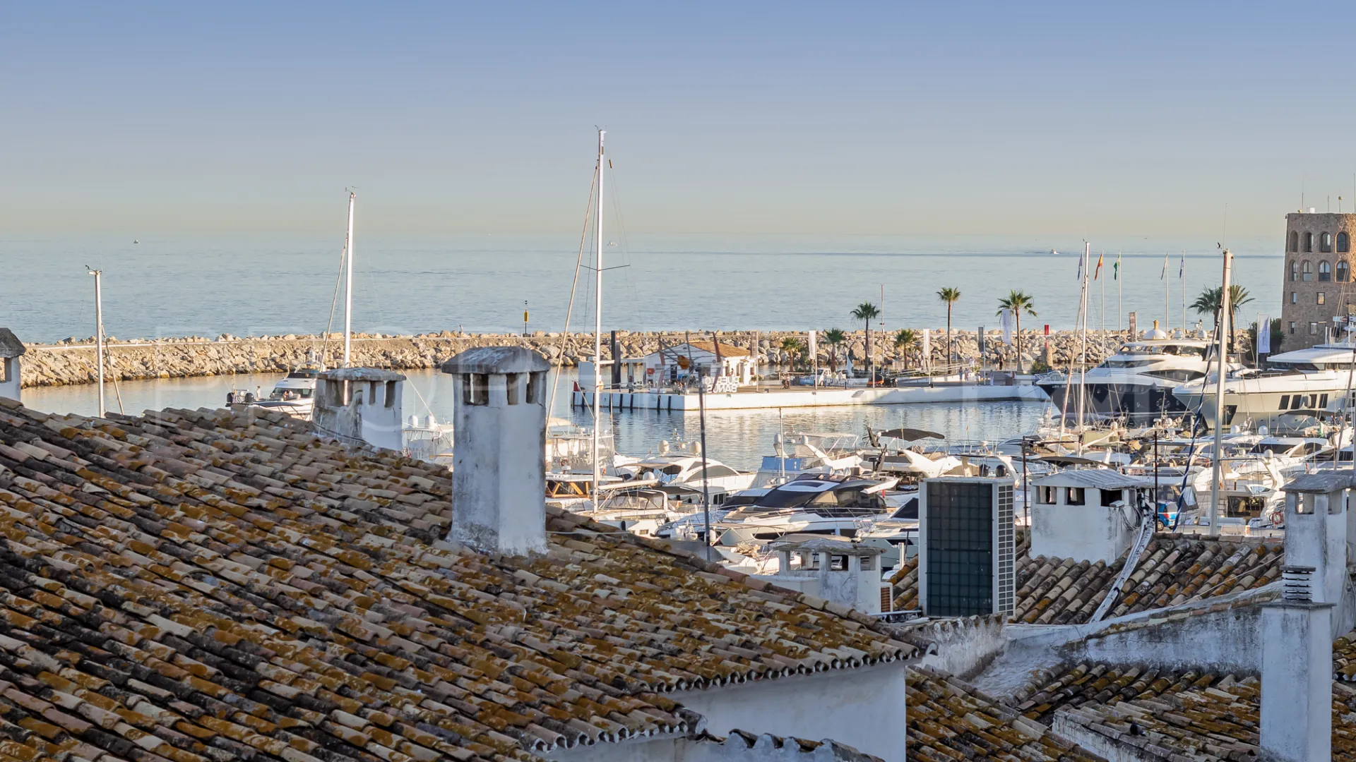 Se vende apartamento en Marbella - Puerto Banus