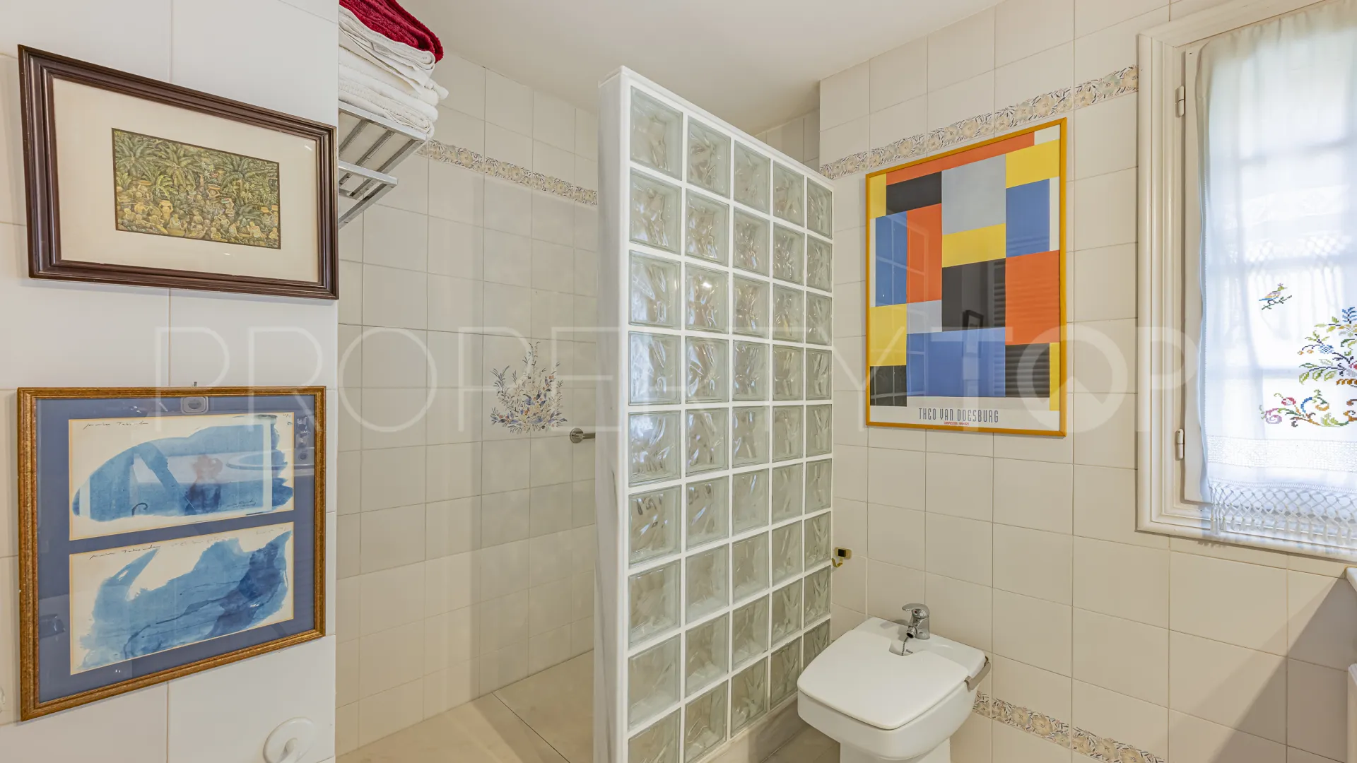 Se vende villa con 3 dormitorios en Casablanca