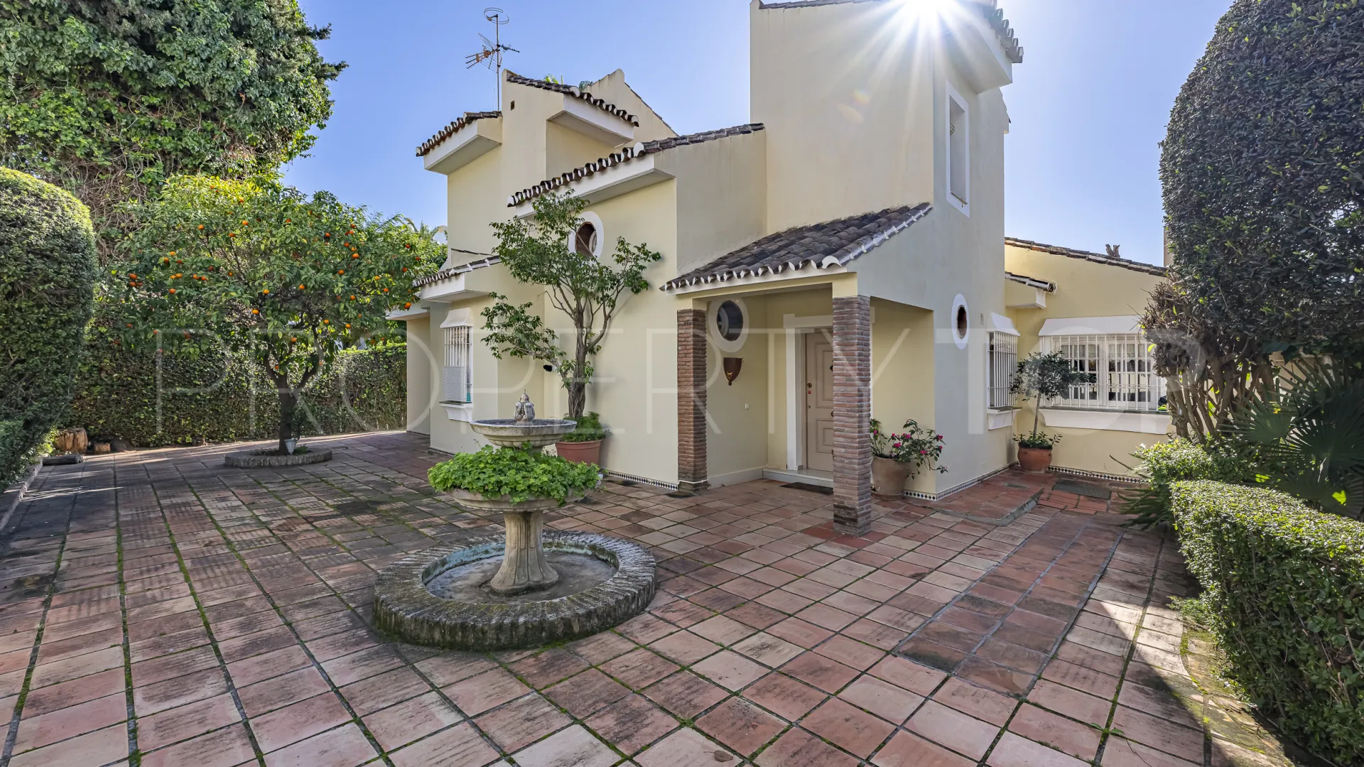 Se vende villa con 3 dormitorios en Casablanca