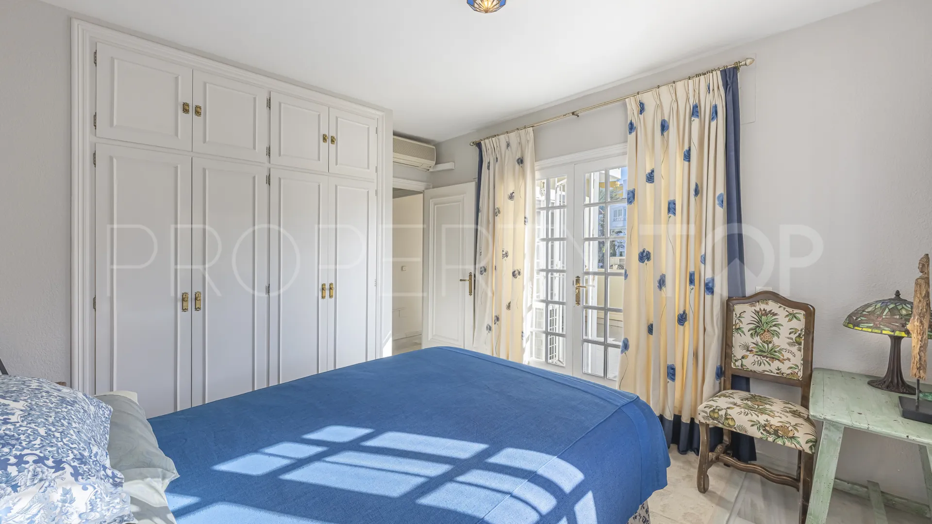 Se vende villa con 3 dormitorios en Casablanca