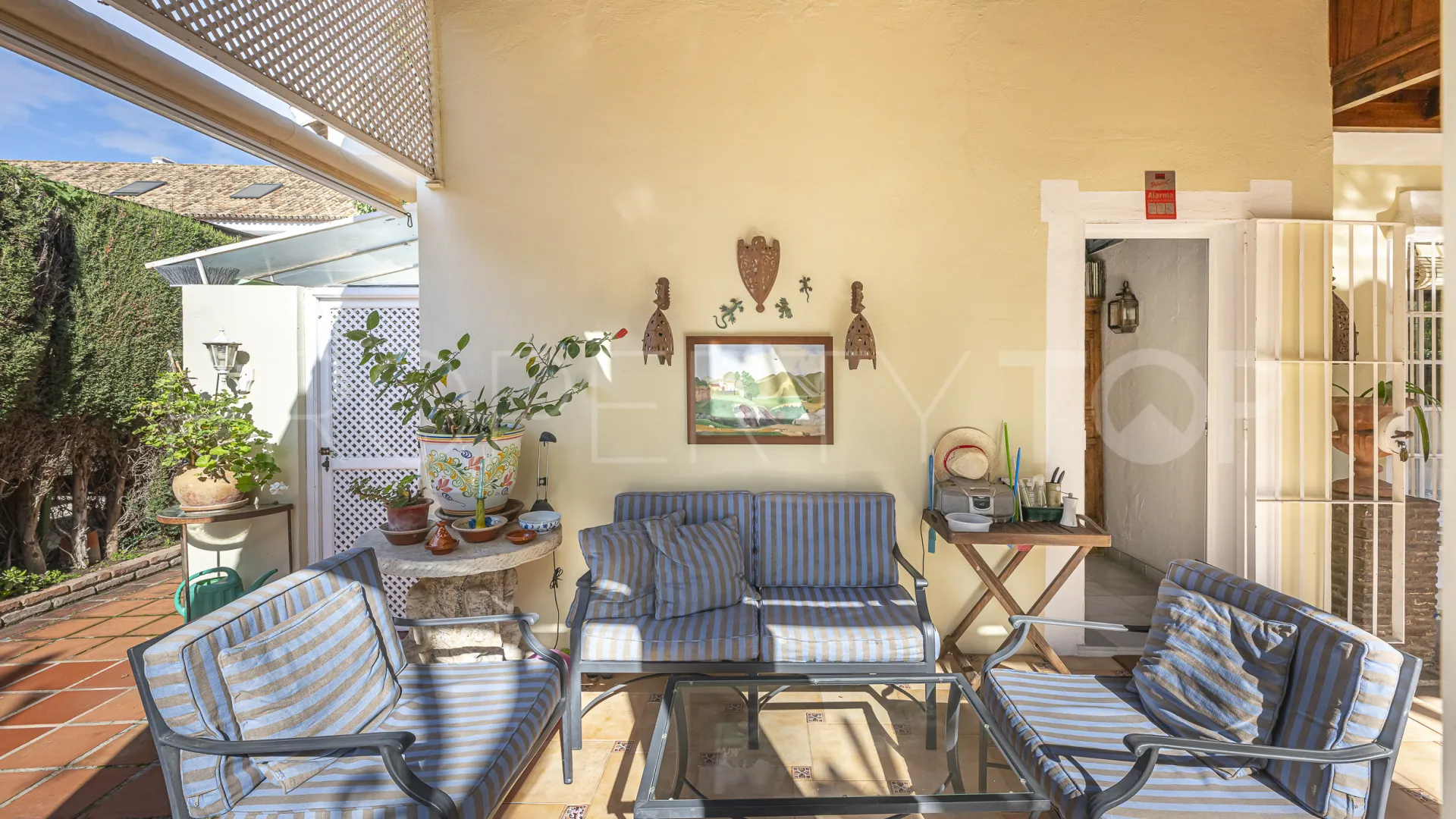 Se vende villa con 3 dormitorios en Casablanca