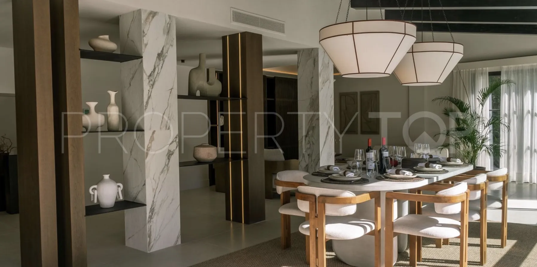 For sale villa in Nueva Andalucia