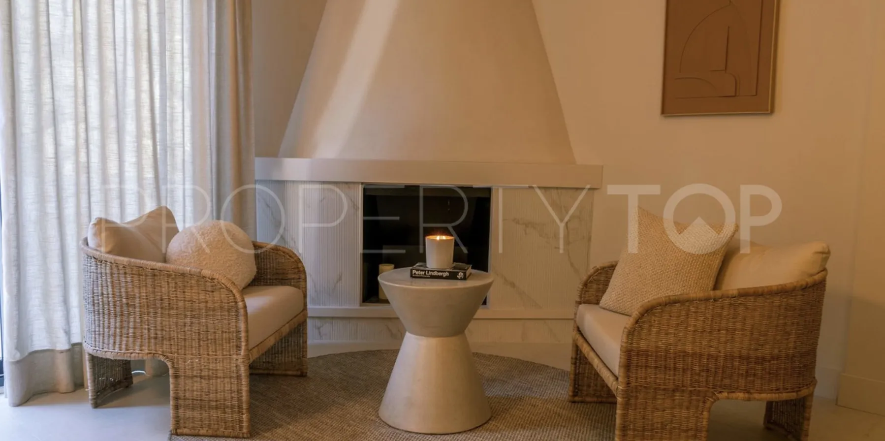 For sale villa in Nueva Andalucia